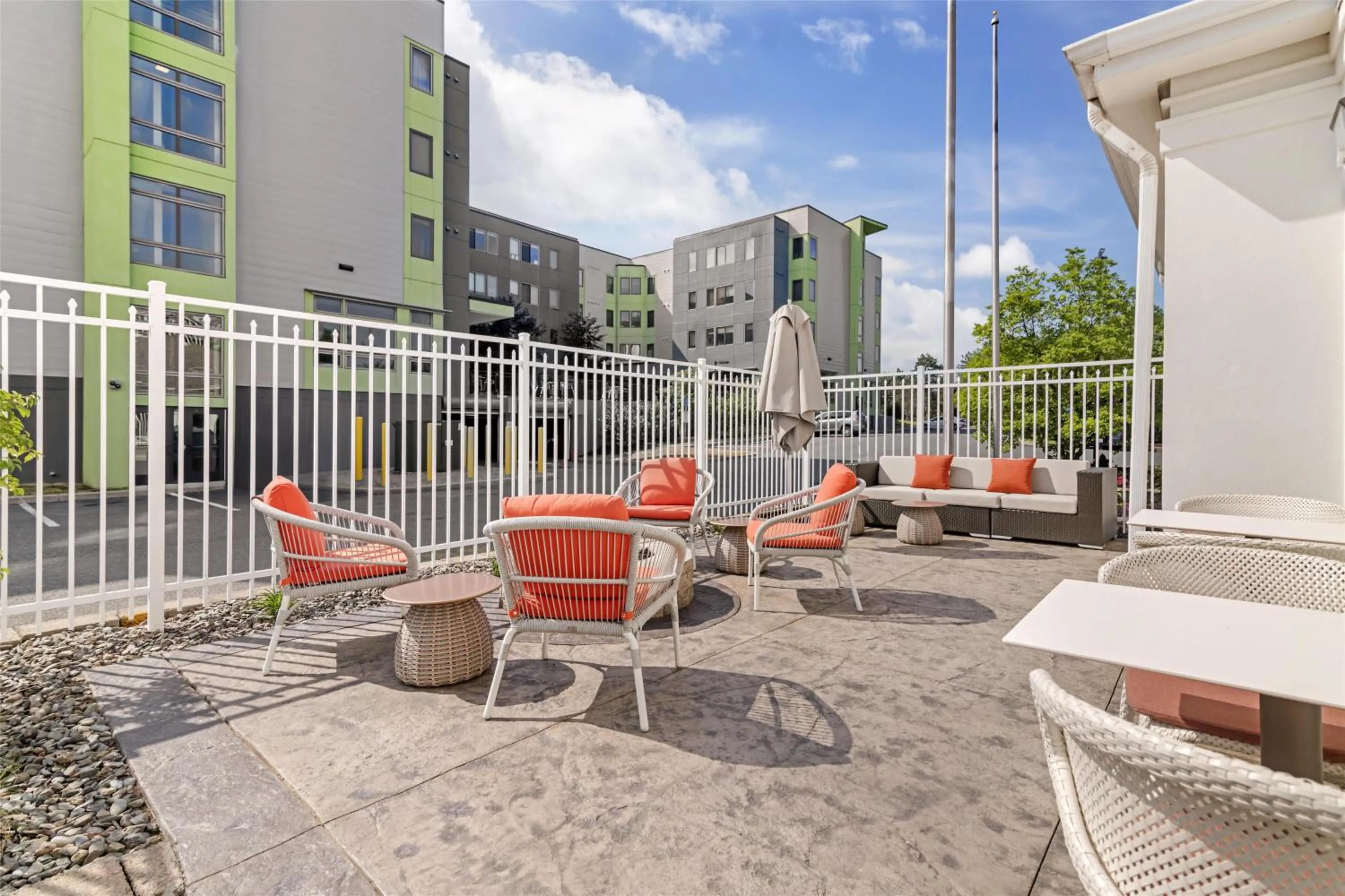 Patio in Hilton Garden Inn Albany-SUNY Area