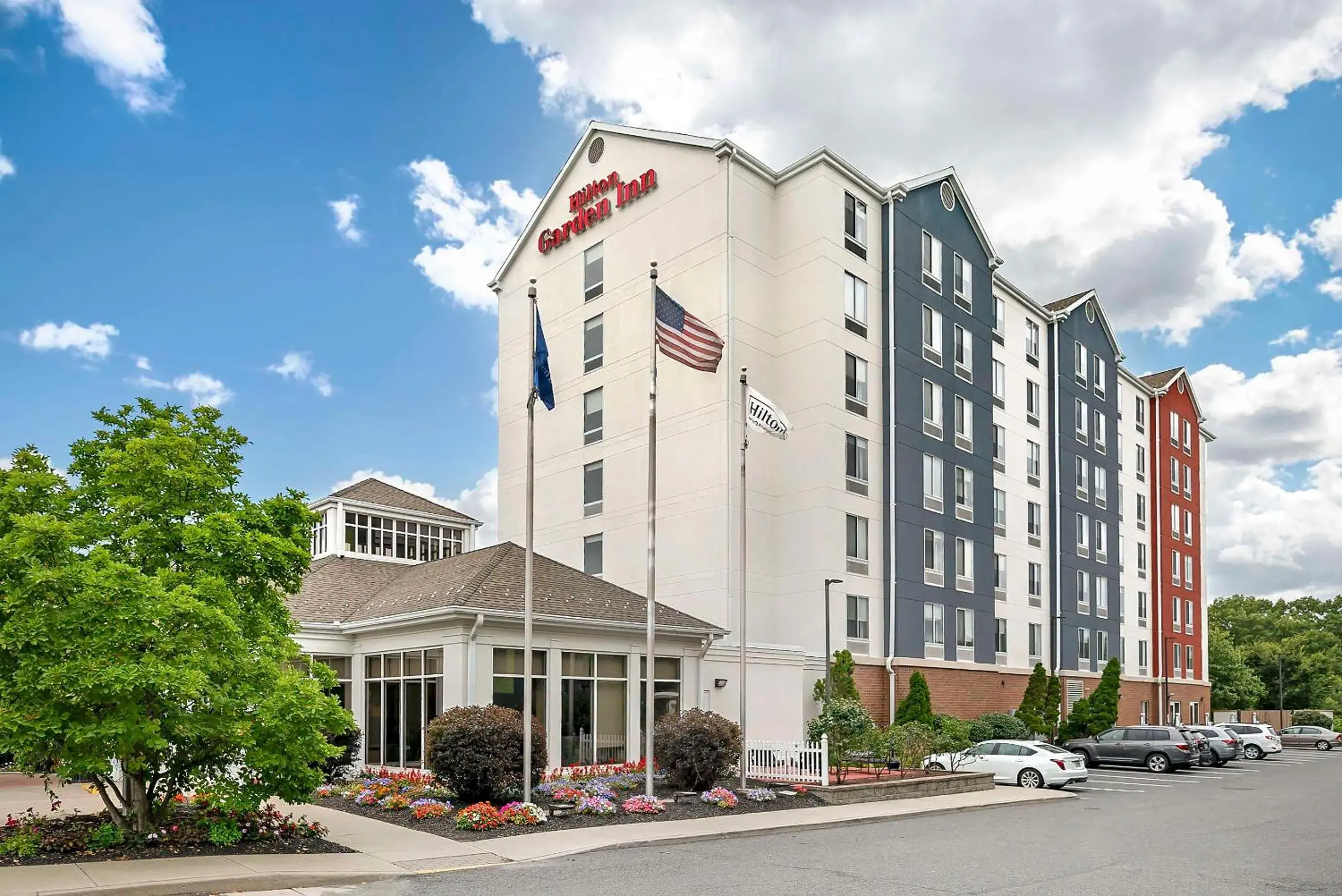 Property building in Hilton Garden Inn Albany-SUNY Area Property building in Hilton Garden Inn Albany-SUNY Area
