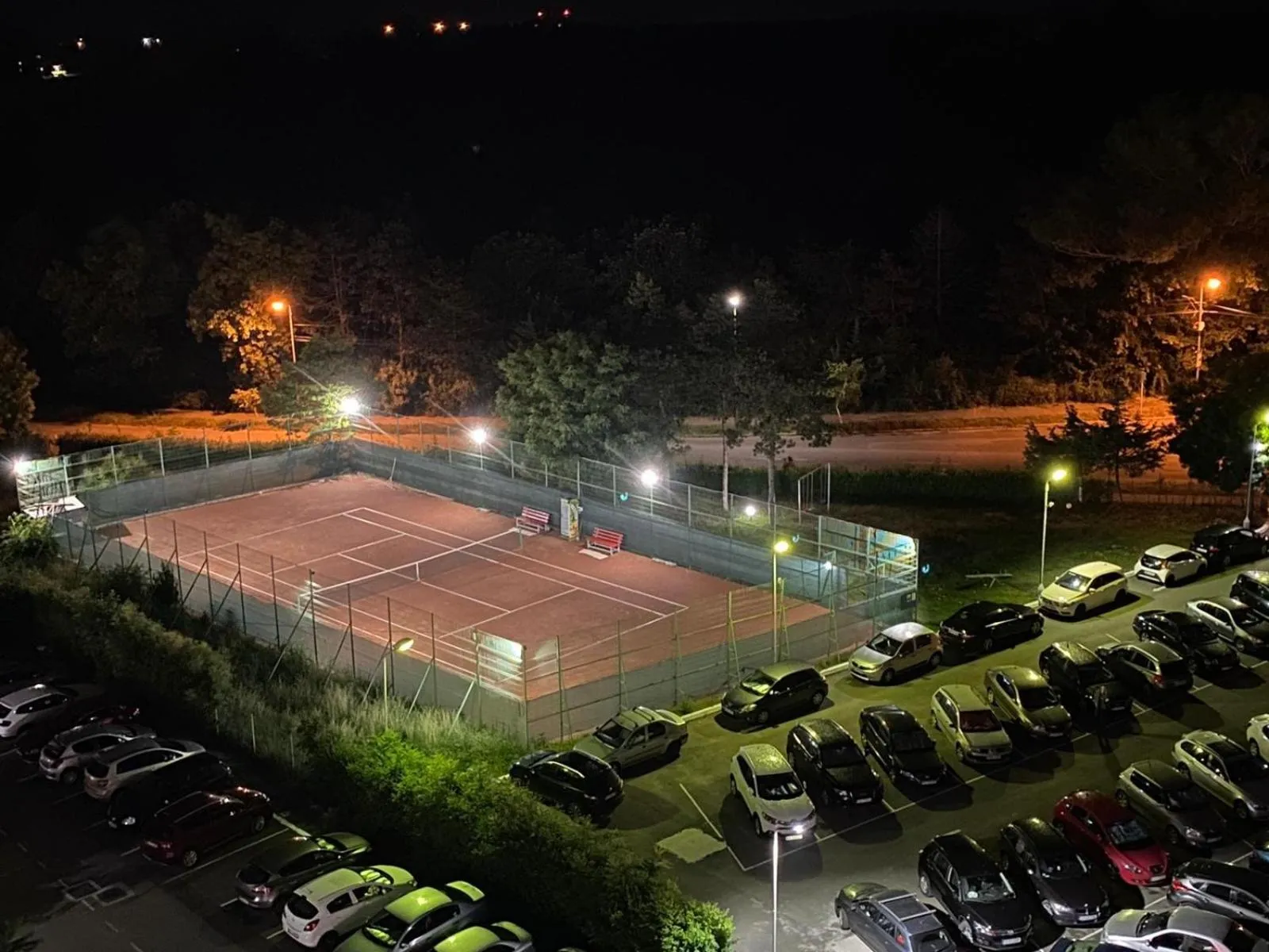 Tennis court in Hotel Opal