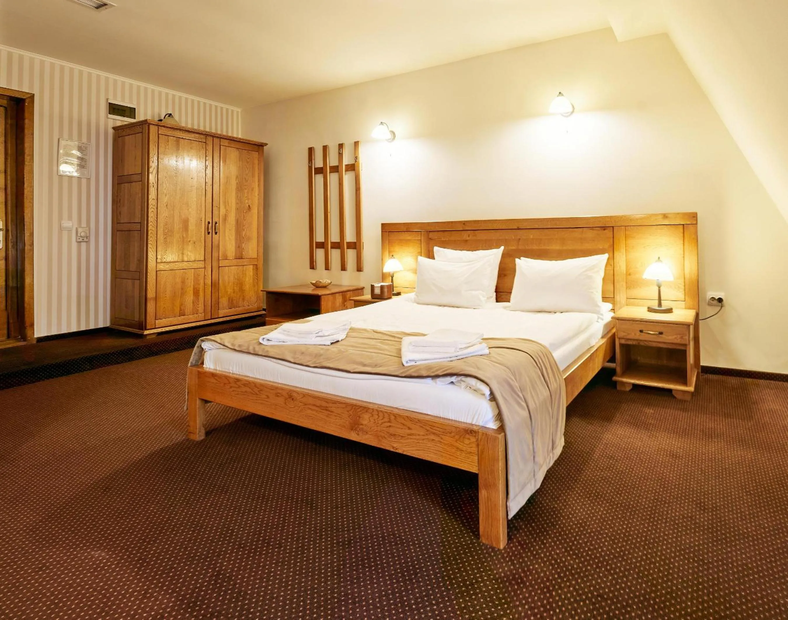 Bed in Pension La Fontana