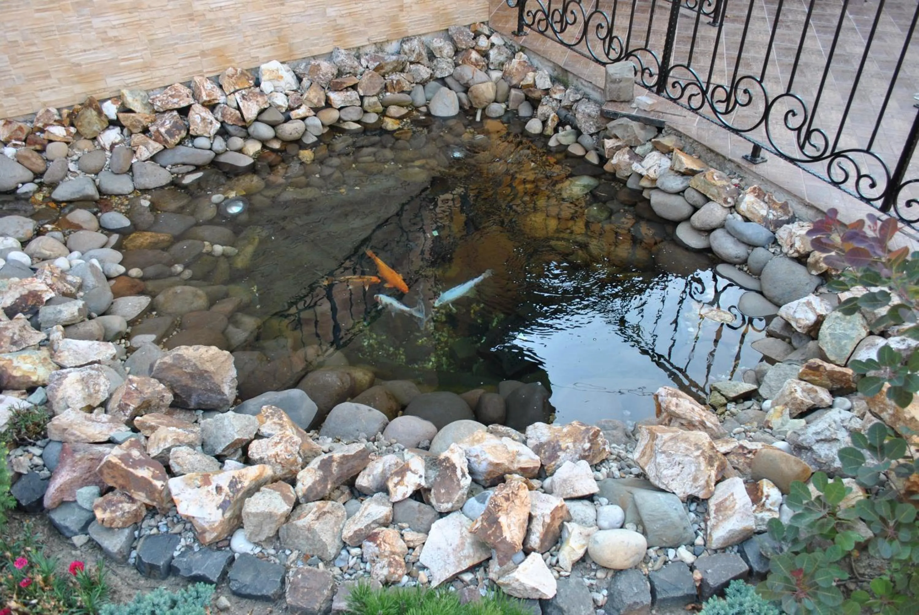 Facade/entrance in Pension La Fontana