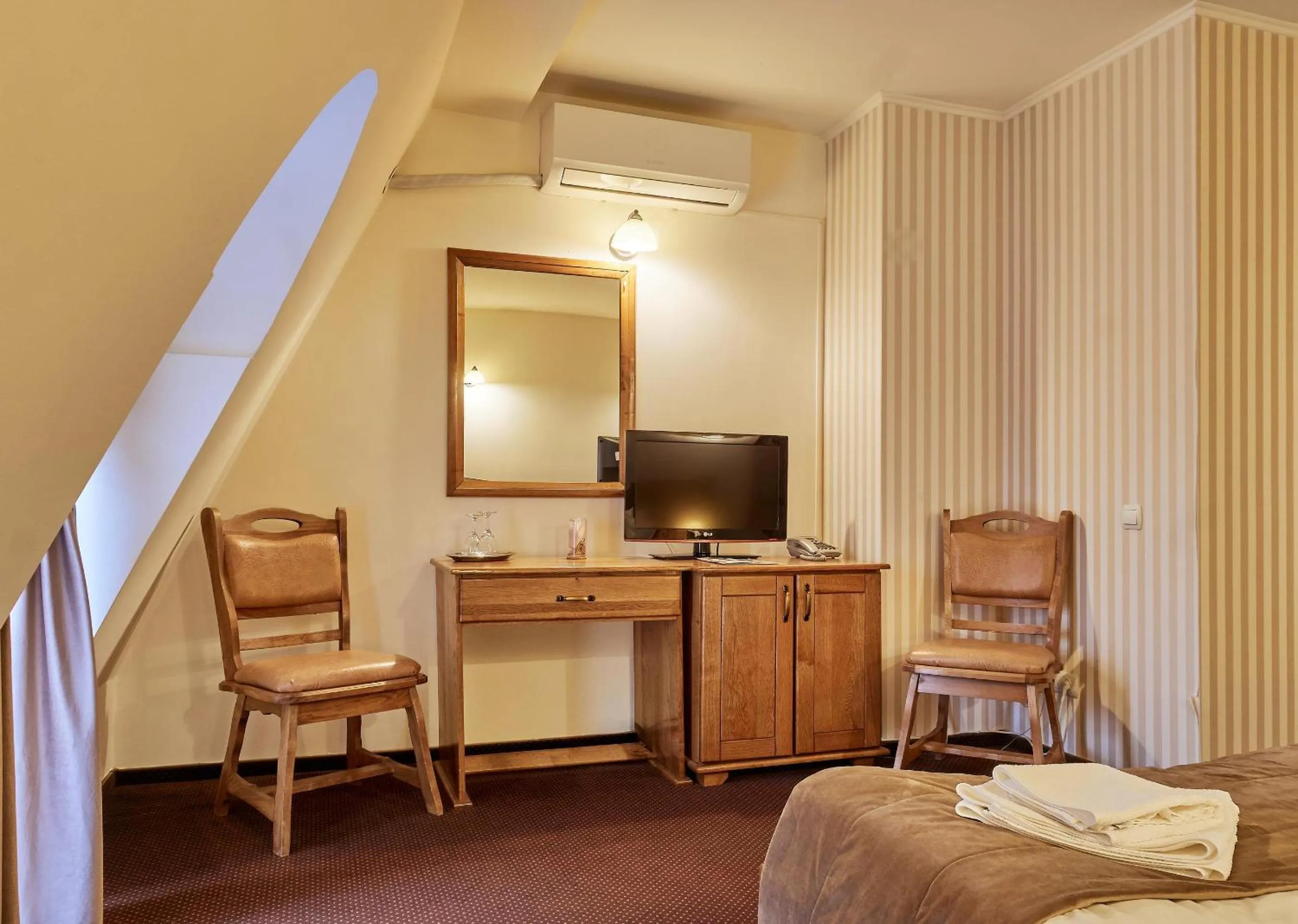 Bed in Pension La Fontana