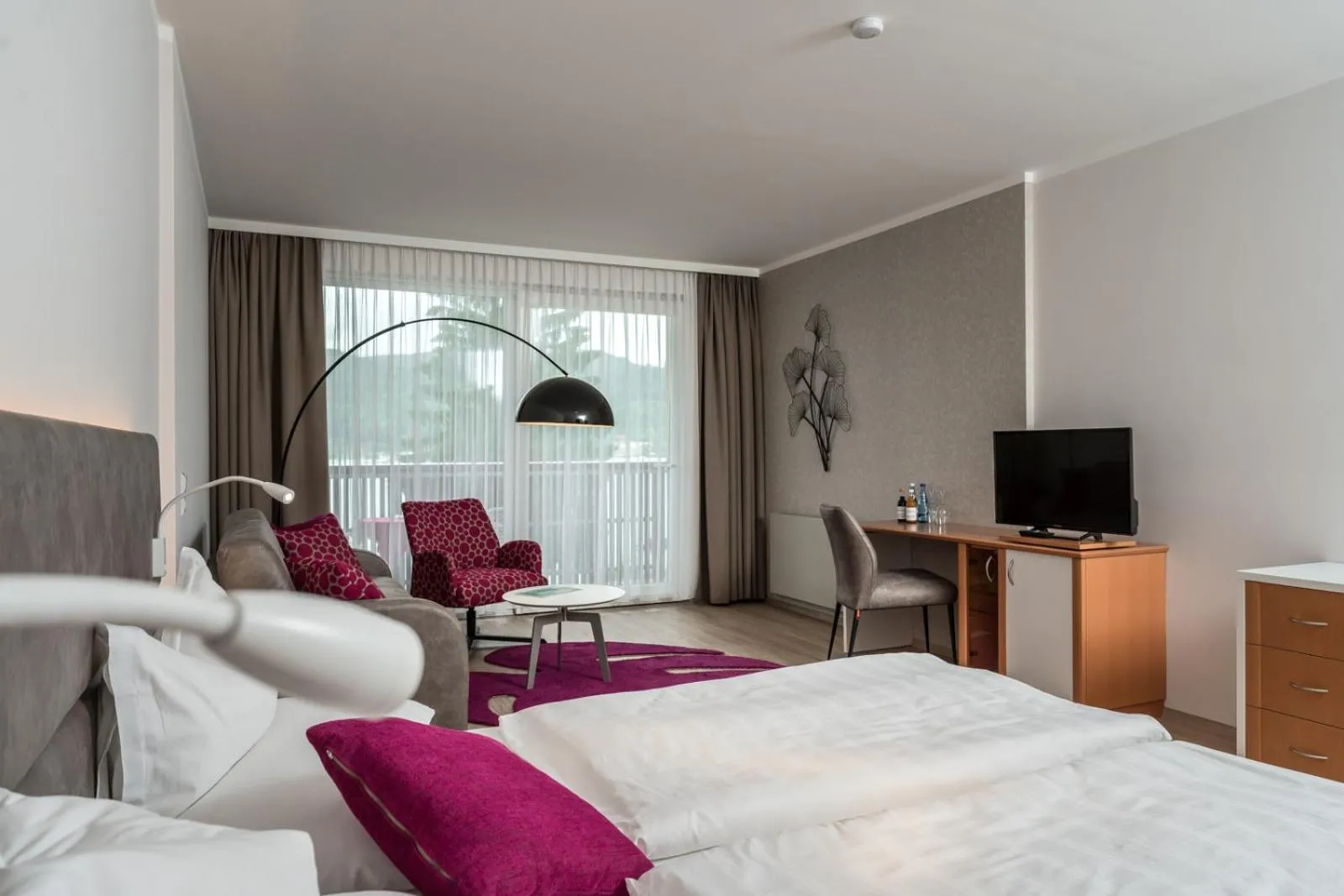 Photo of the whole room, Bed in Seehotel Vinzenz