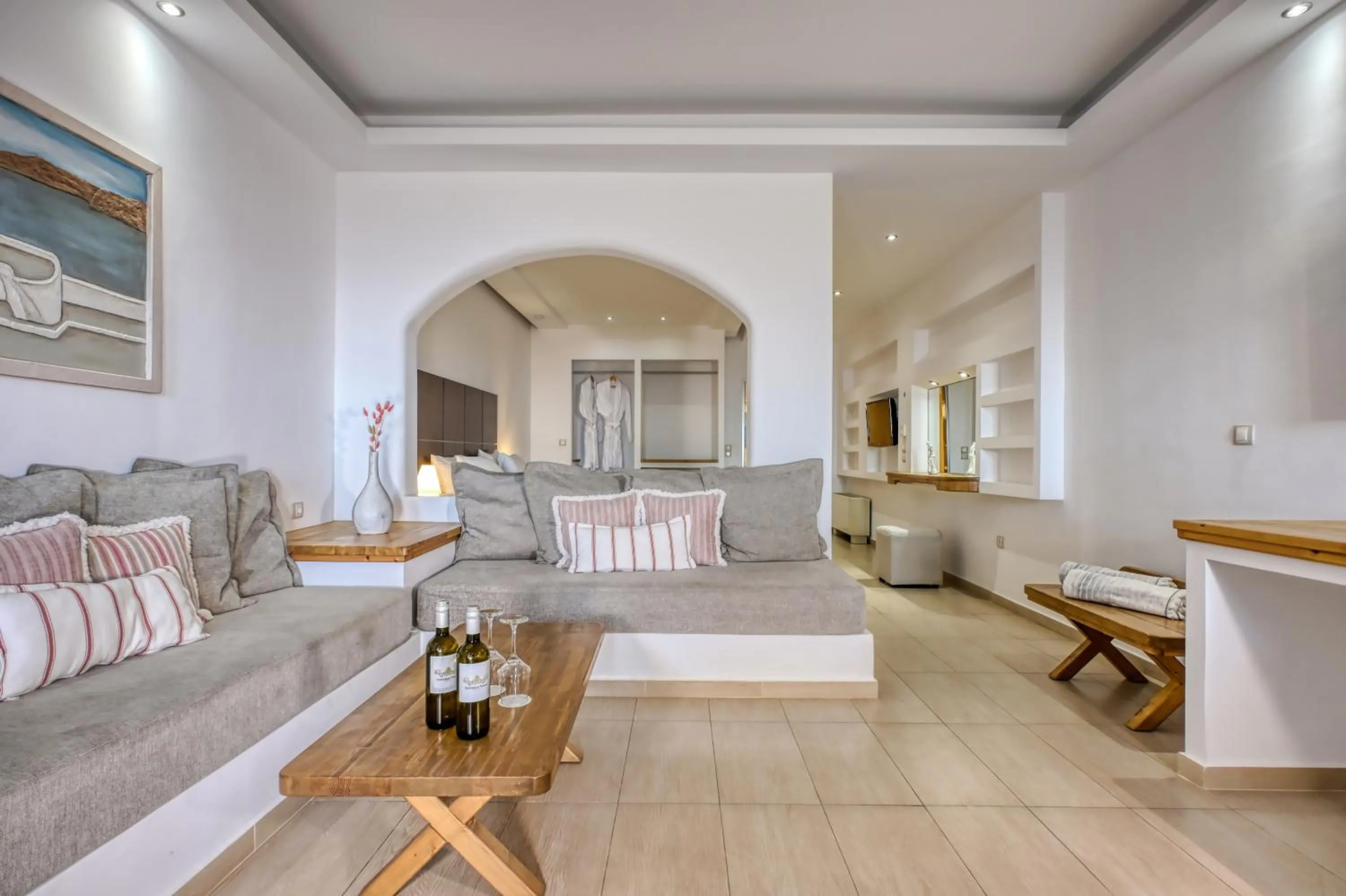 Bed in Splendour Hotel and Suites