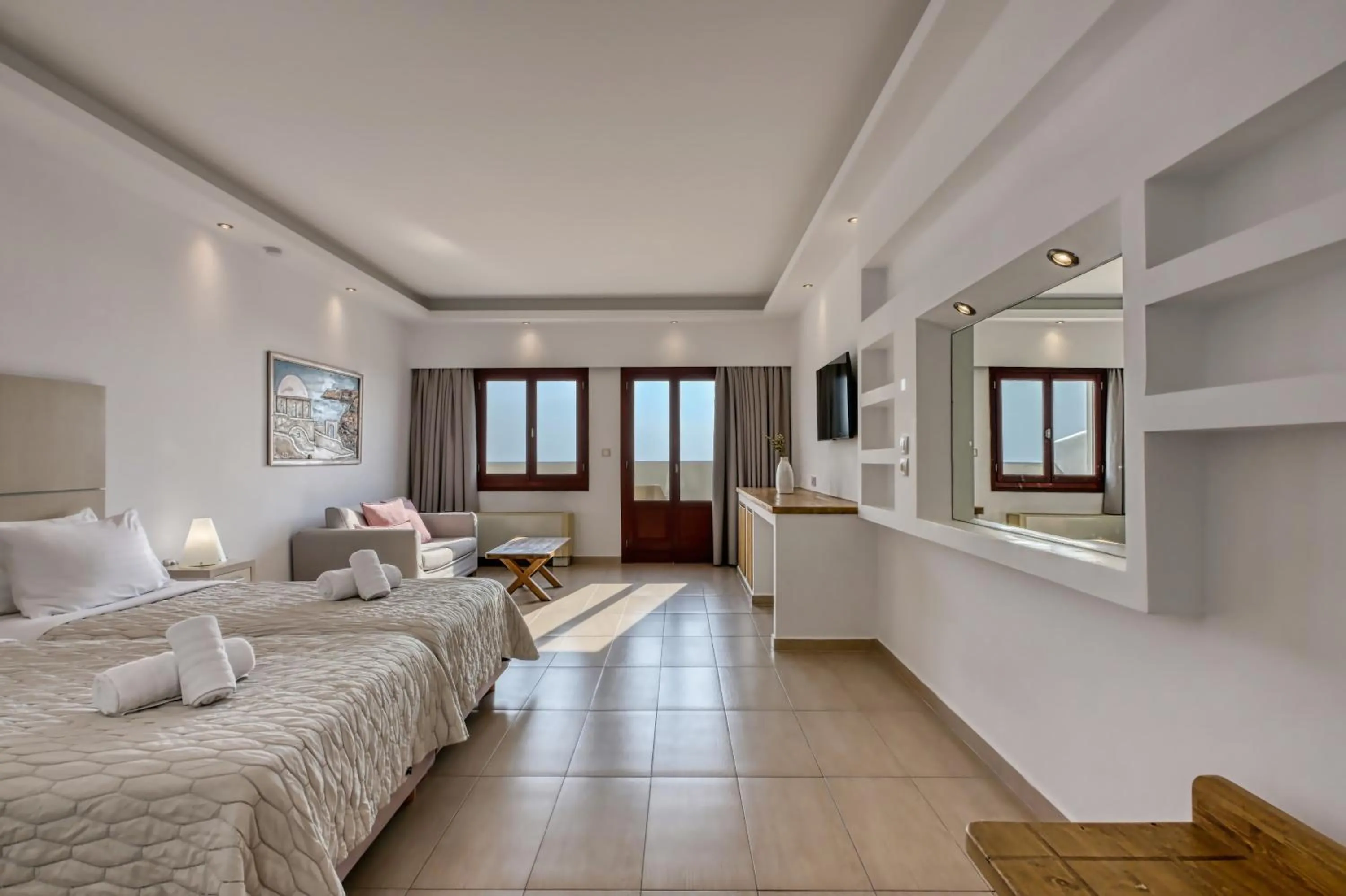 Bed in Splendour Hotel and Suites