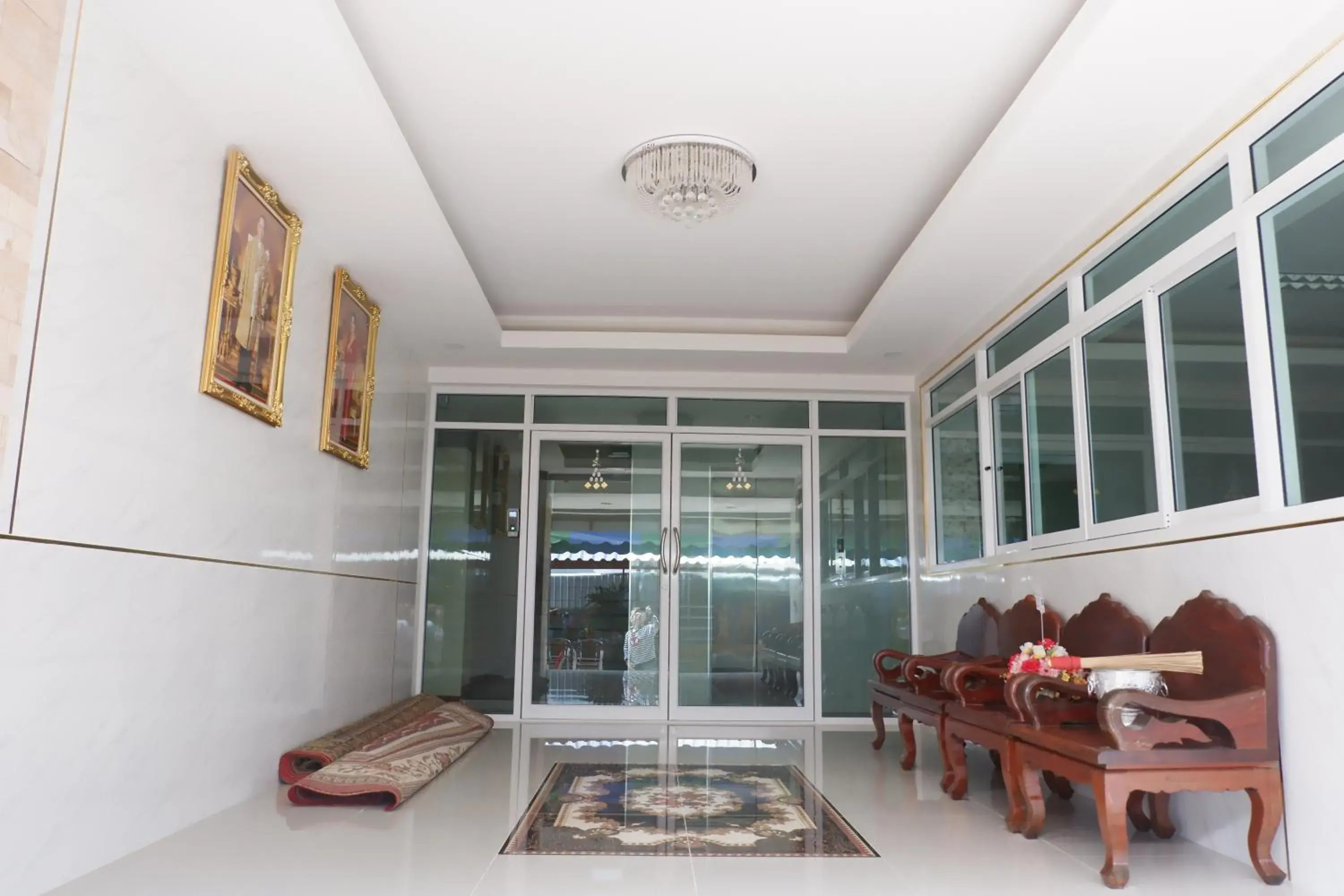 Property building in Tree Place Property building in Tree Place