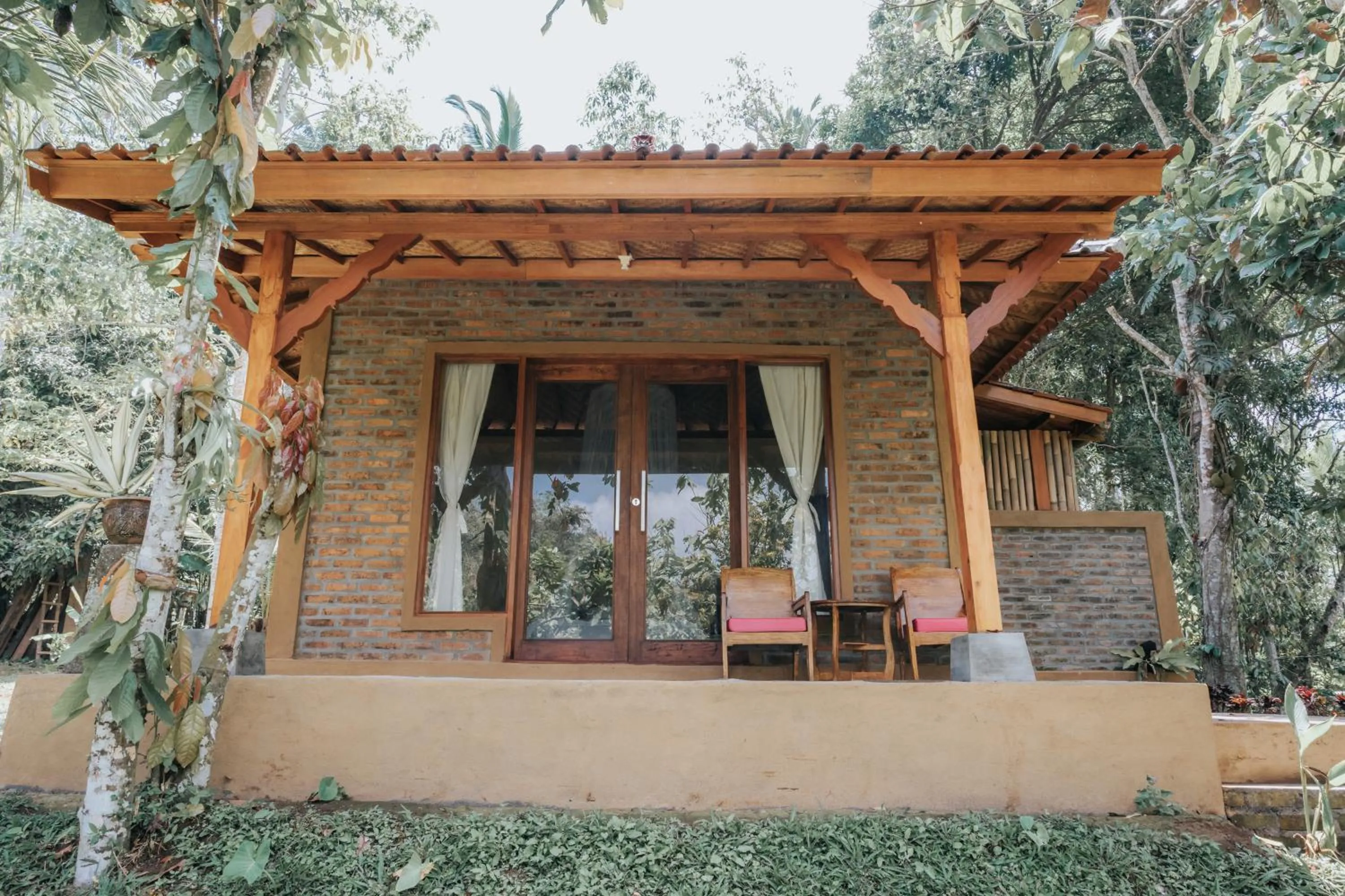 Garden in Saridevi Ecolodge