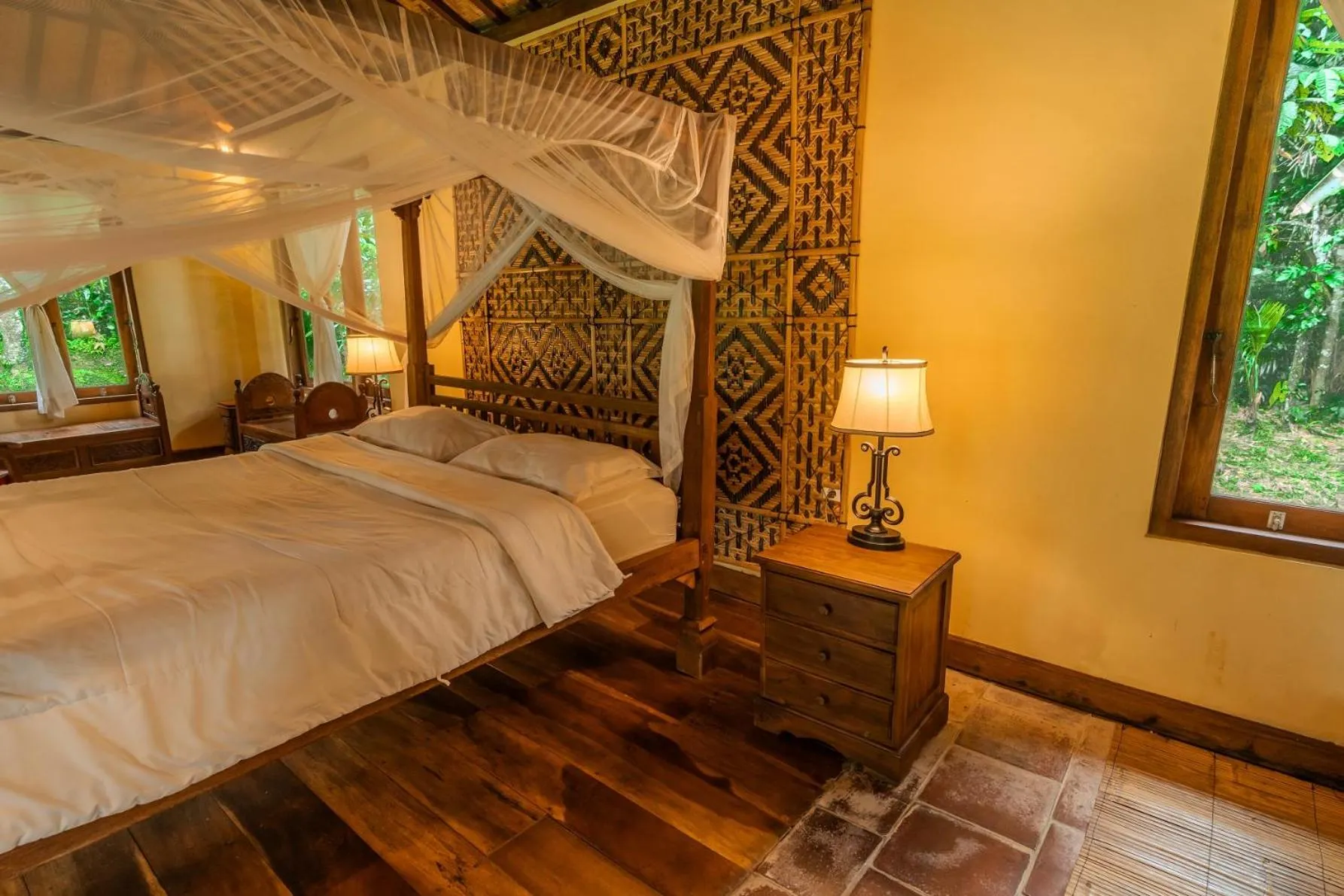 Bed in Saridevi Ecolodge