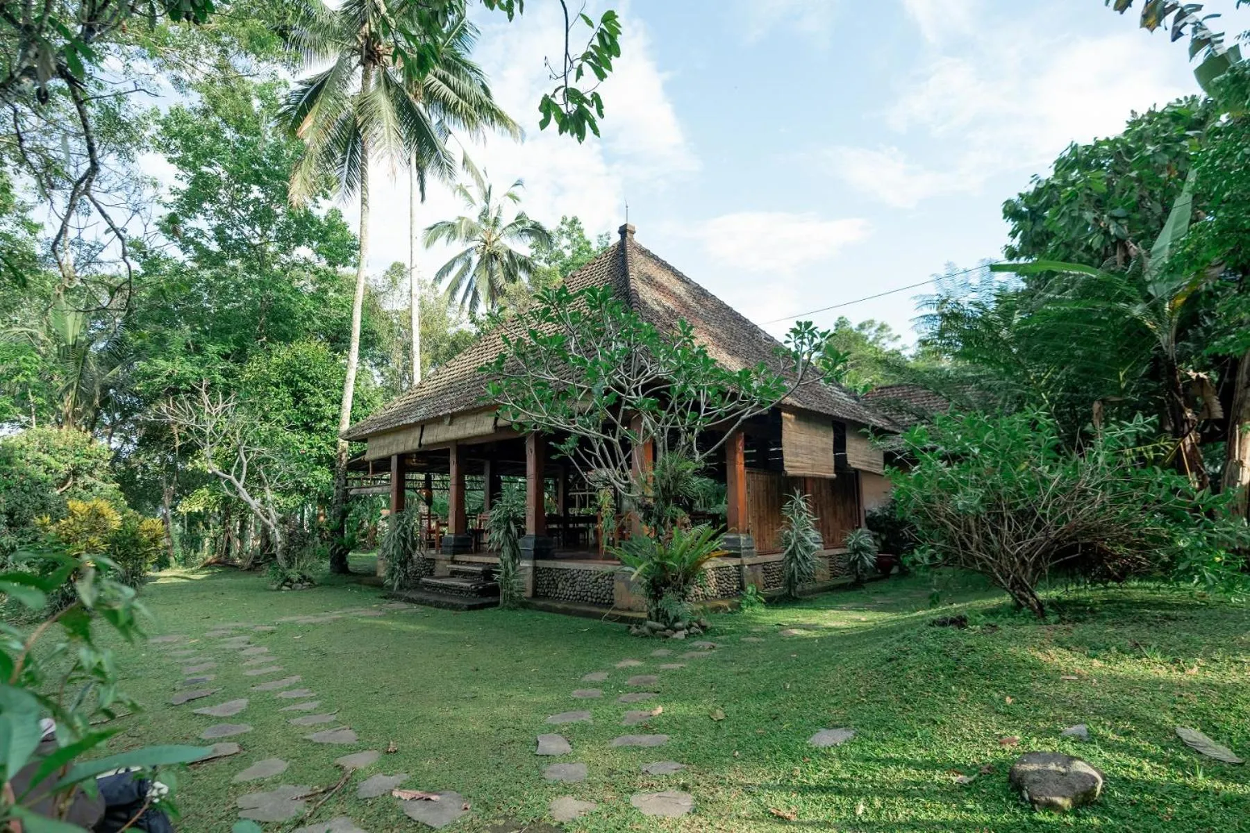 Restaurant/places to eat in Saridevi Ecolodge