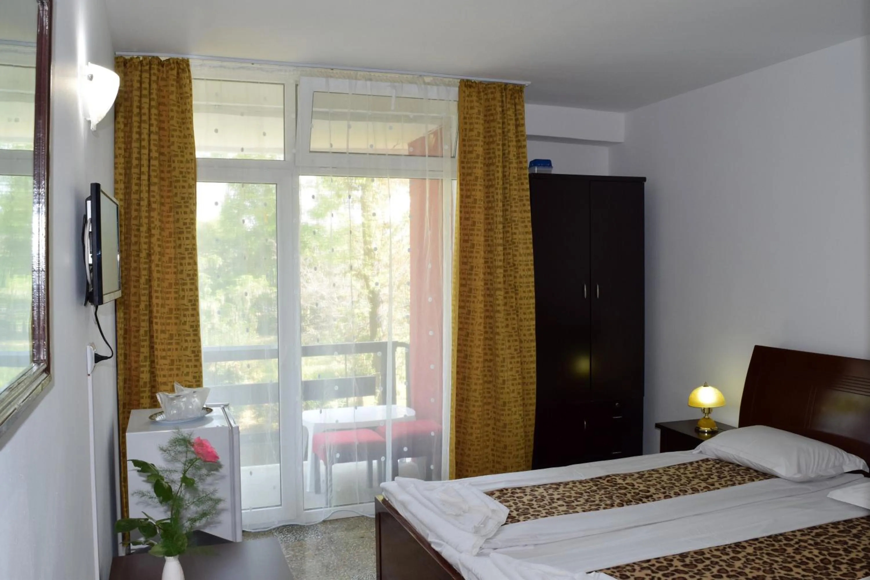 Photo of the whole room, Bed in Hotel Sanda