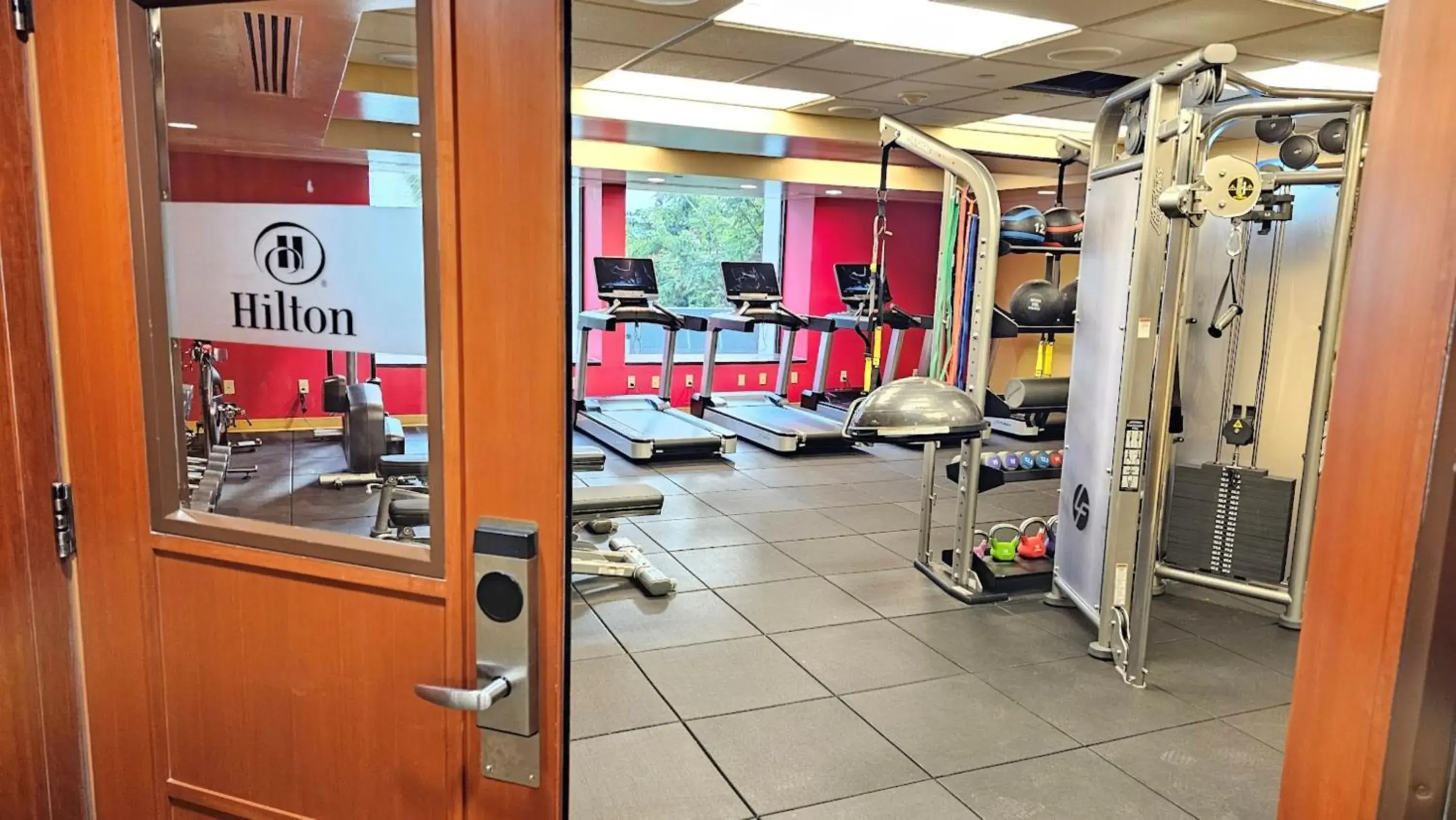 Fitness centre/facilities in Hilton Waikiki Beach Resort & Spa Fitness centre/facilities in Hilton Waikiki Beach Resort & Spa