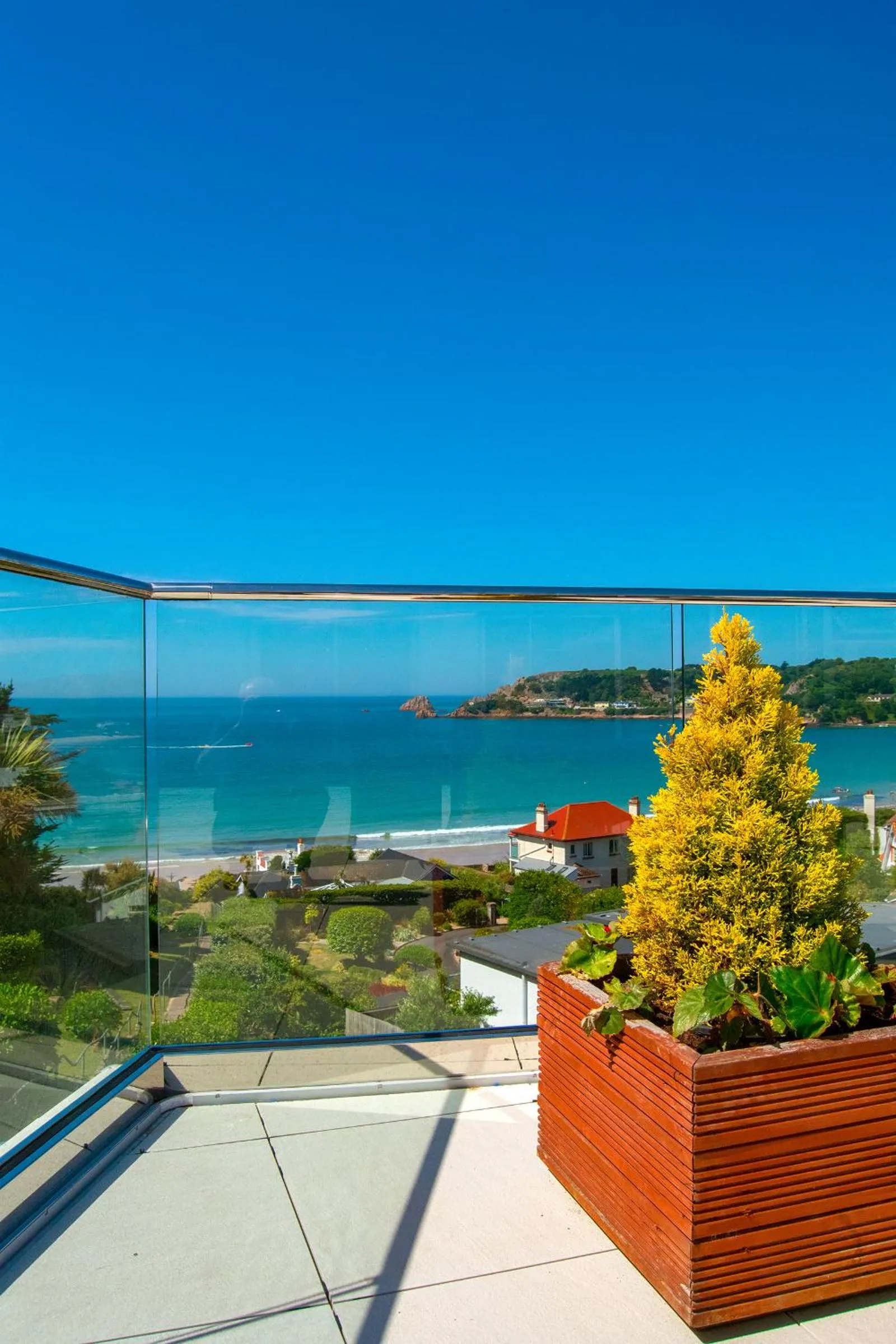 Balcony/Terrace in Biarritz Hotel