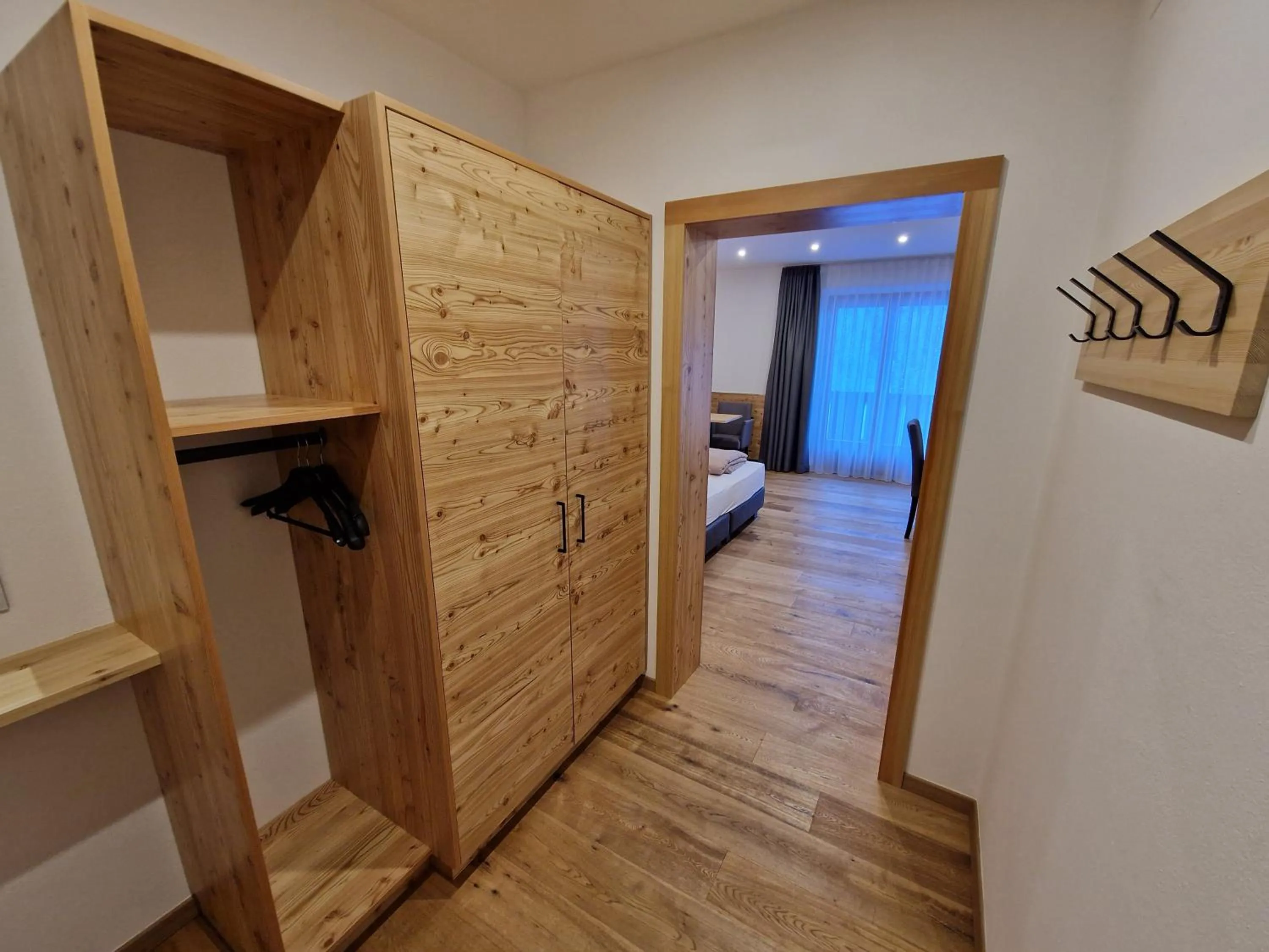 Photo of the whole room in Hotel Mignon