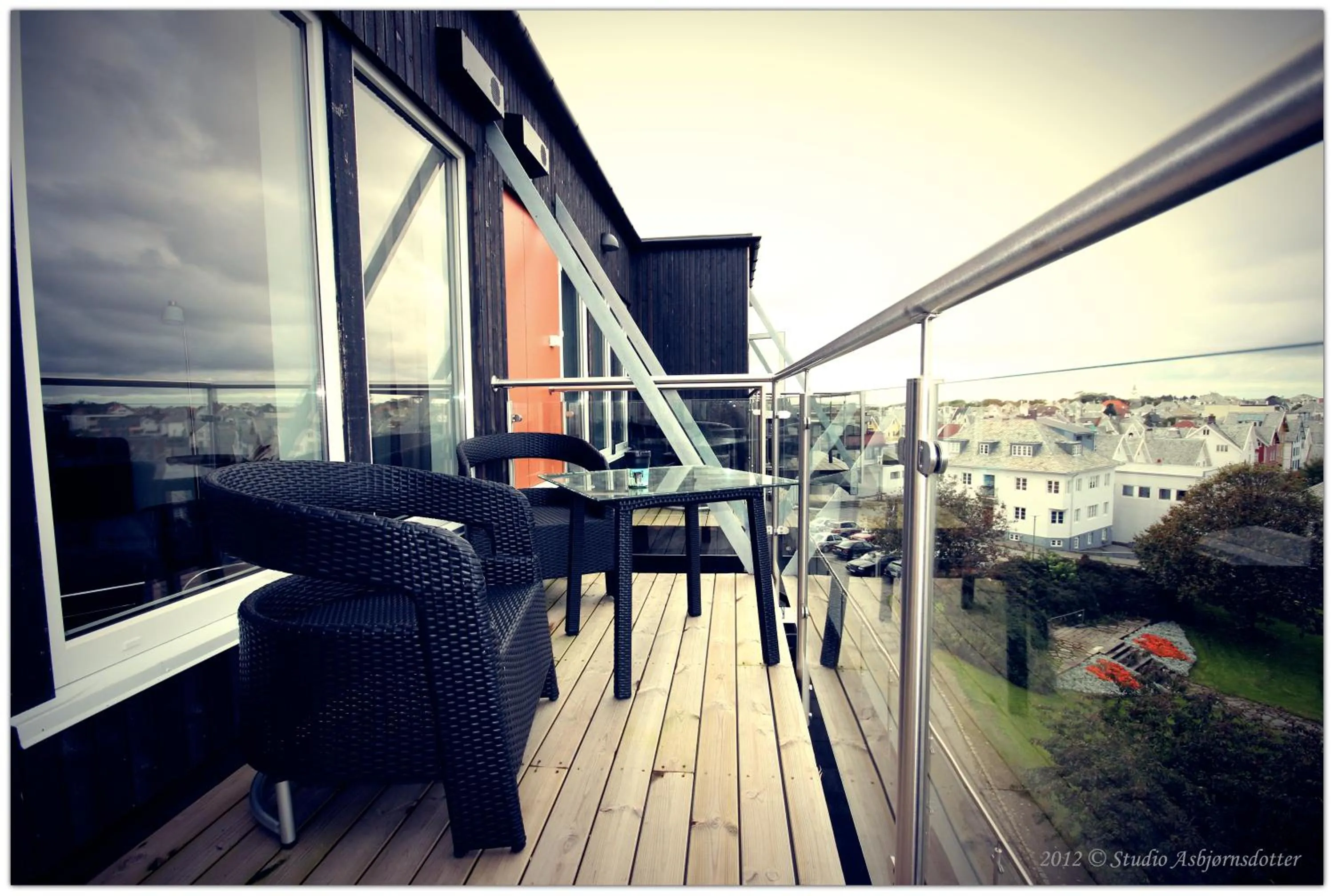 Text overlay in Flotmyrgården Apartment Hotel