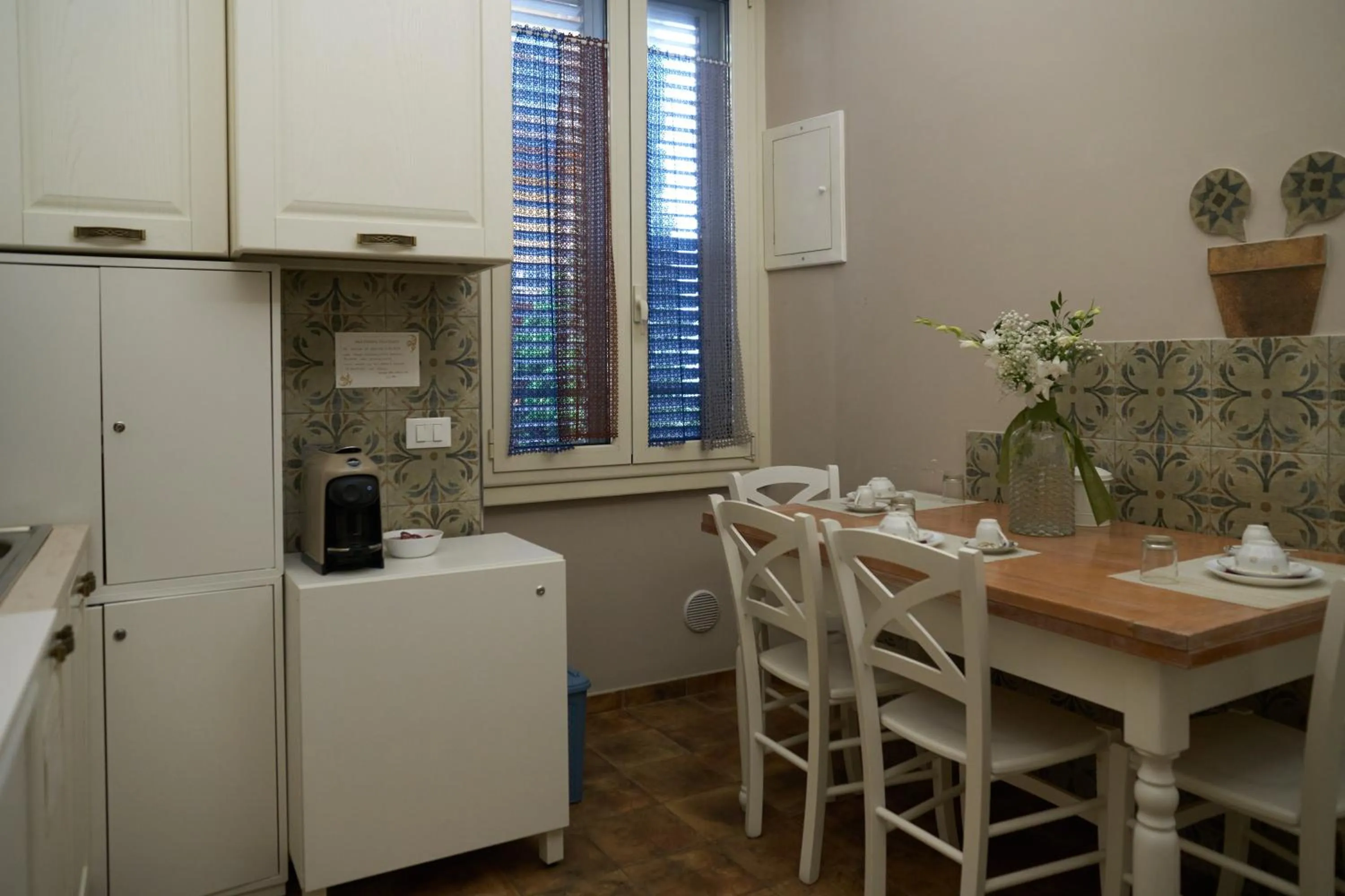 Communal kitchen in B&B Domvs tva