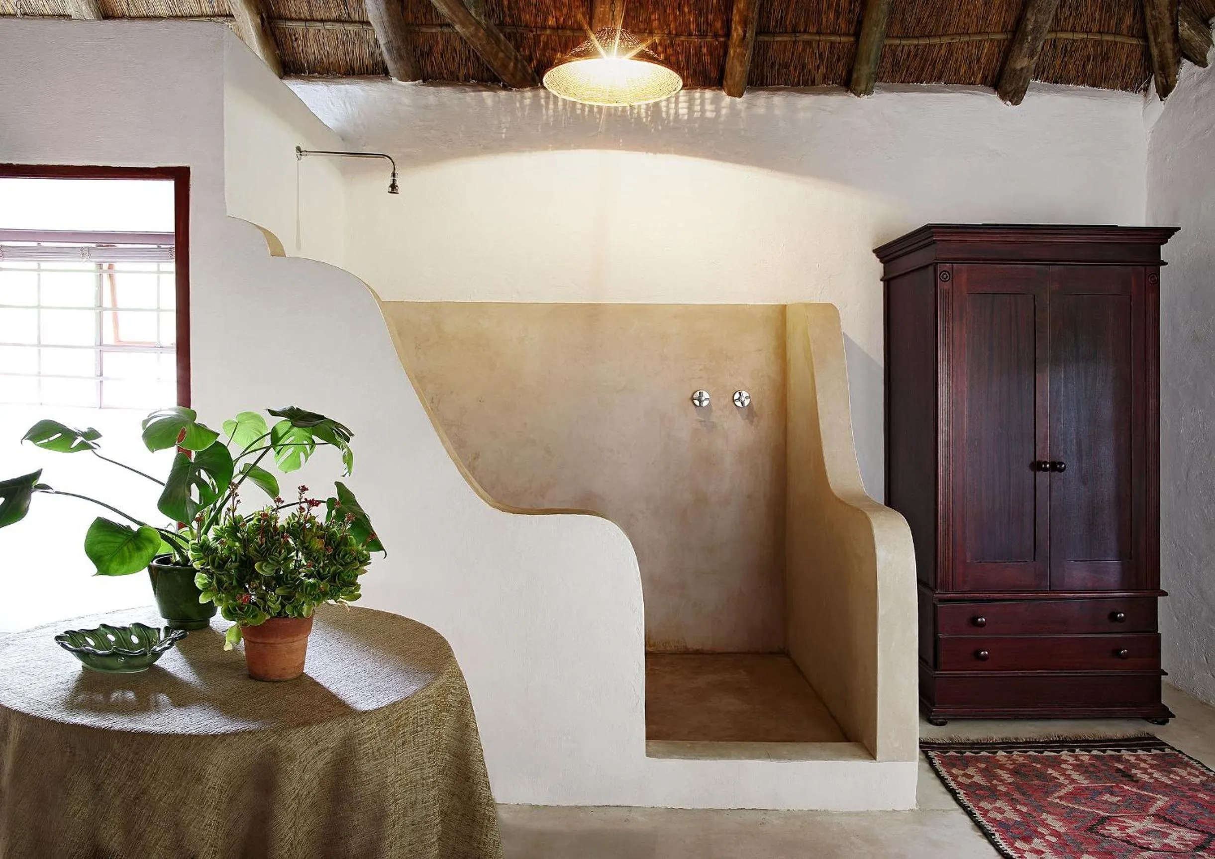 Other in Elephant House