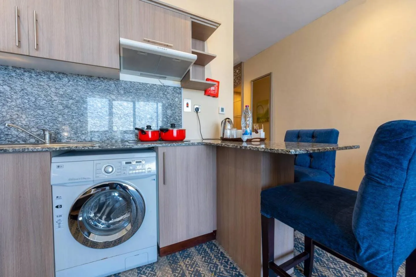 Kitchen or kitchenette in The CASTLE PREMIUM HOTEL
