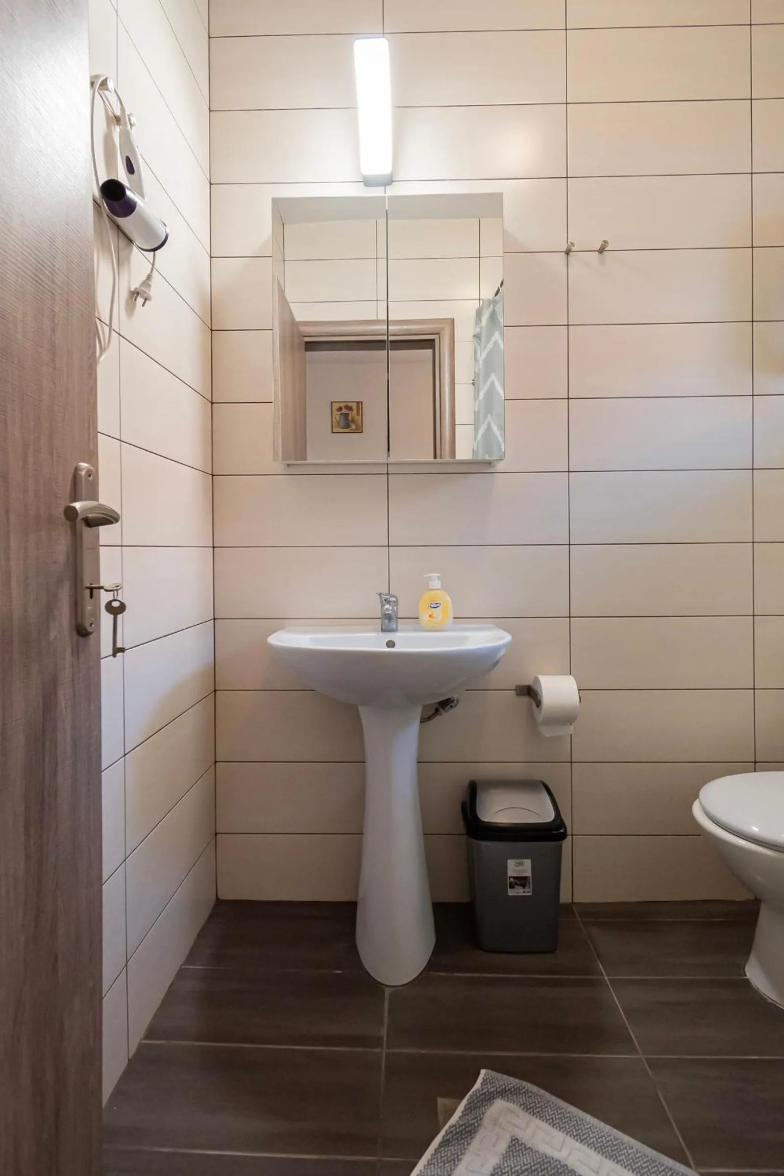 Bath in EllinFos Apartments