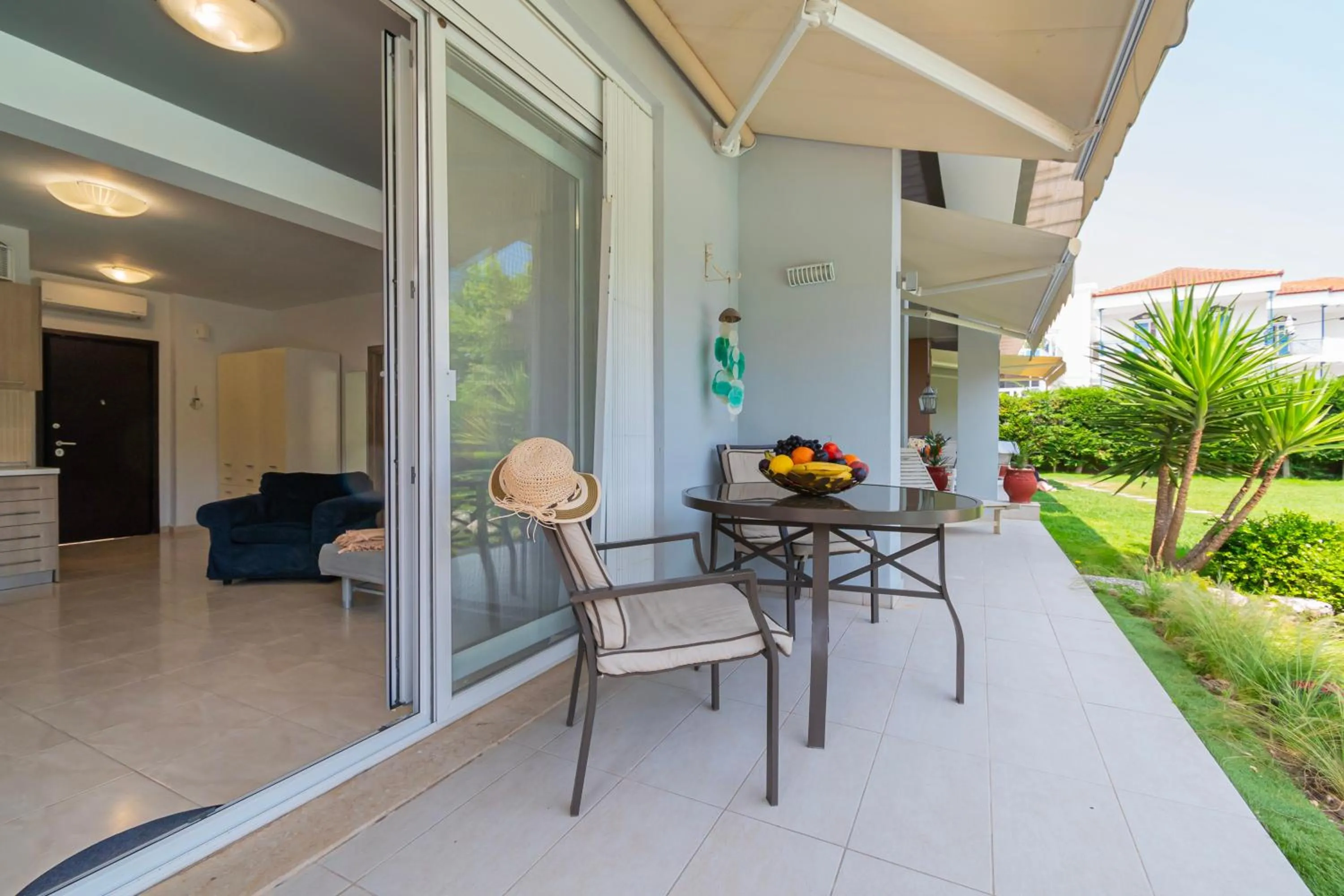 Balcony/Terrace in EllinFos Apartments