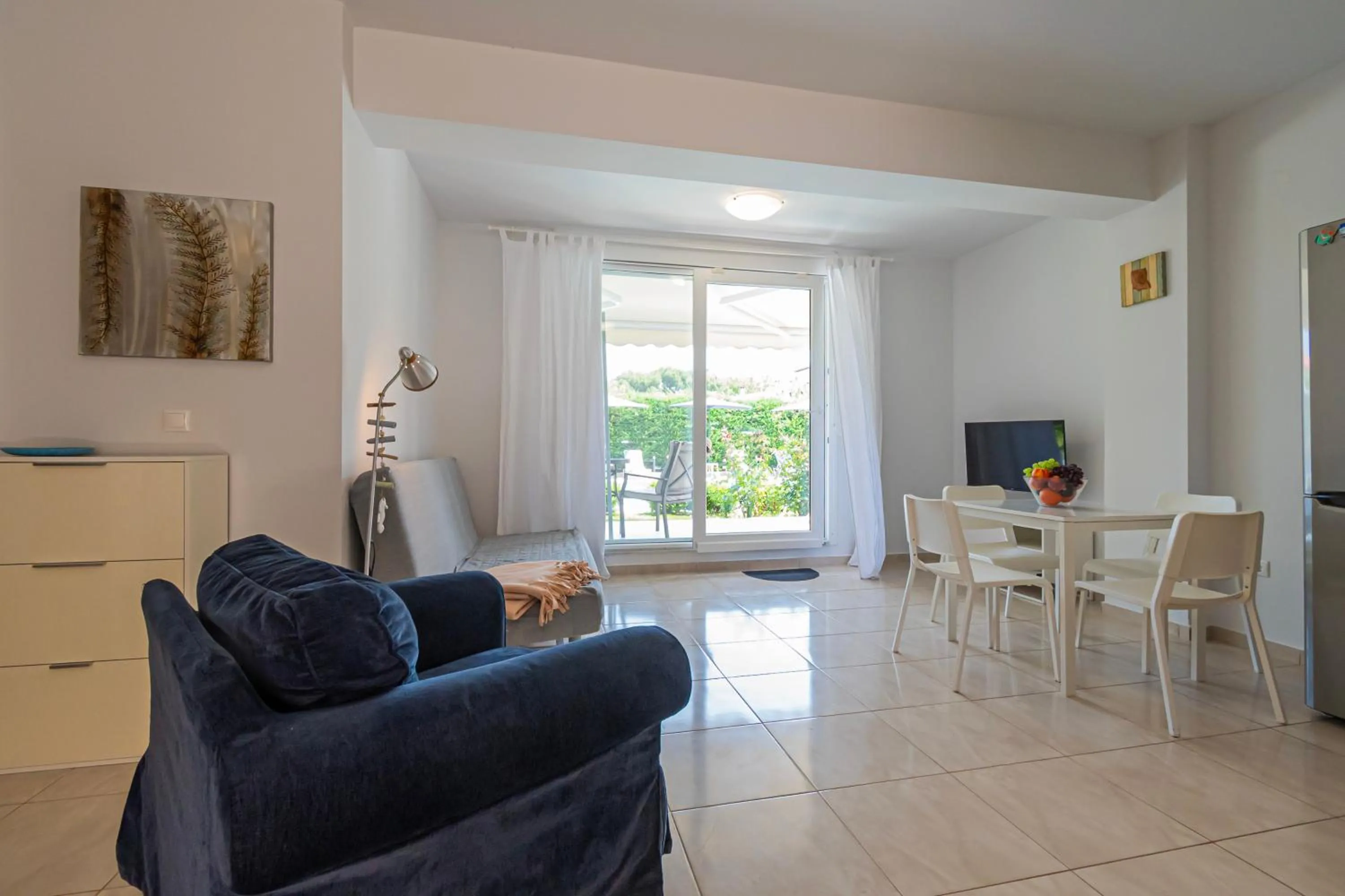 Photo of the whole room in EllinFos Apartments