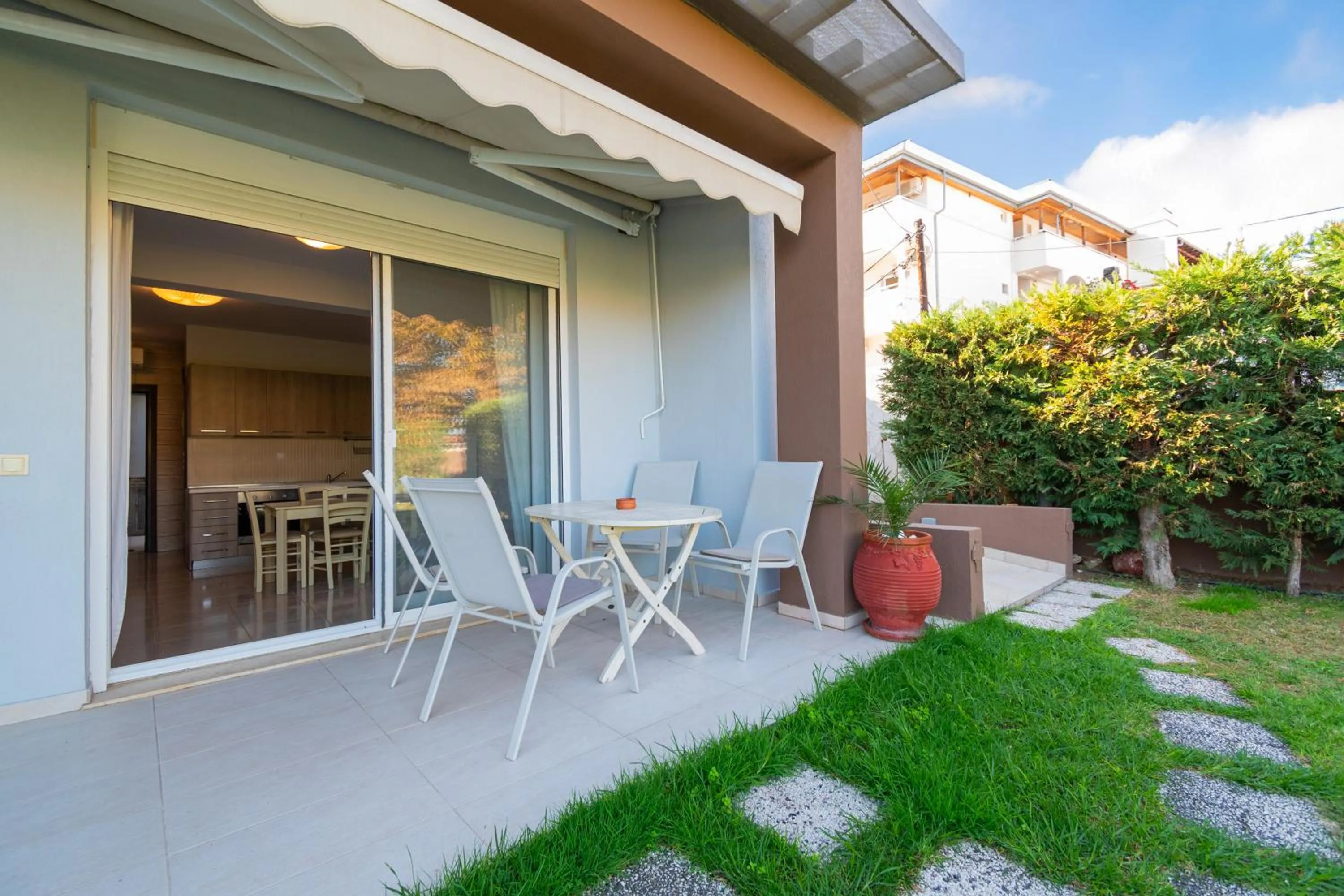 Property building in EllinFos Apartments