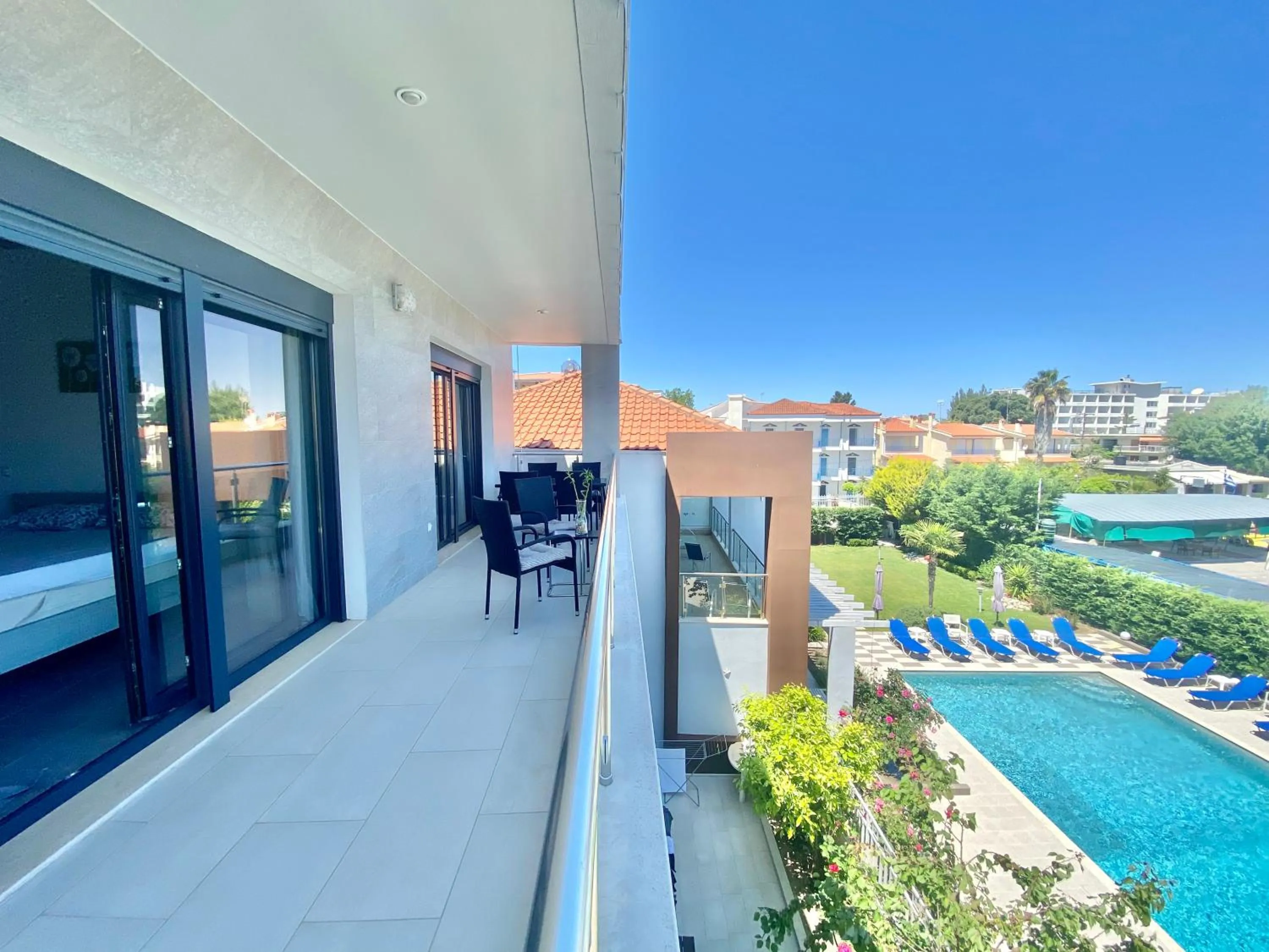 Balcony/Terrace in EllinFos Apartments