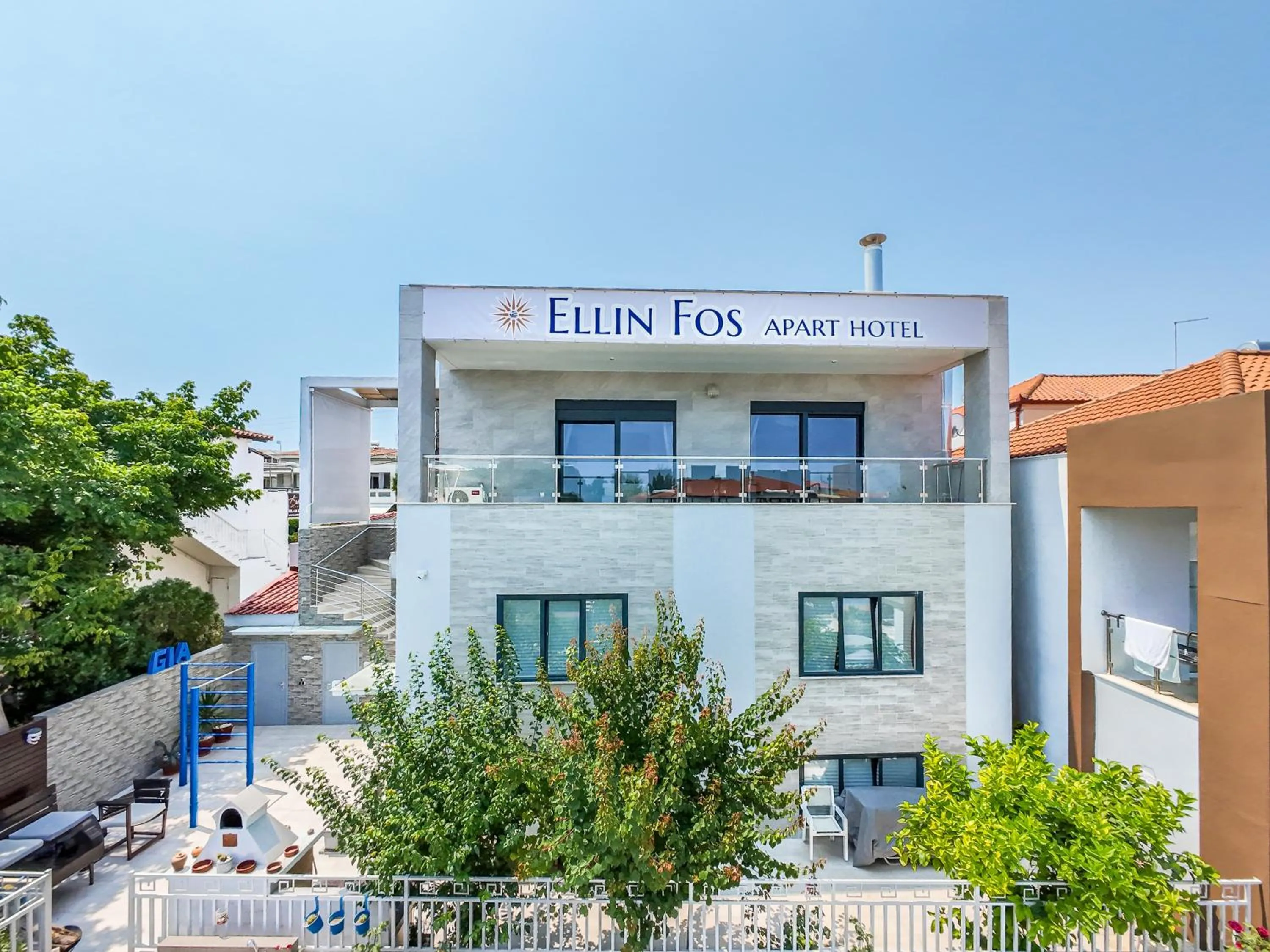 Property building in EllinFos Apartments