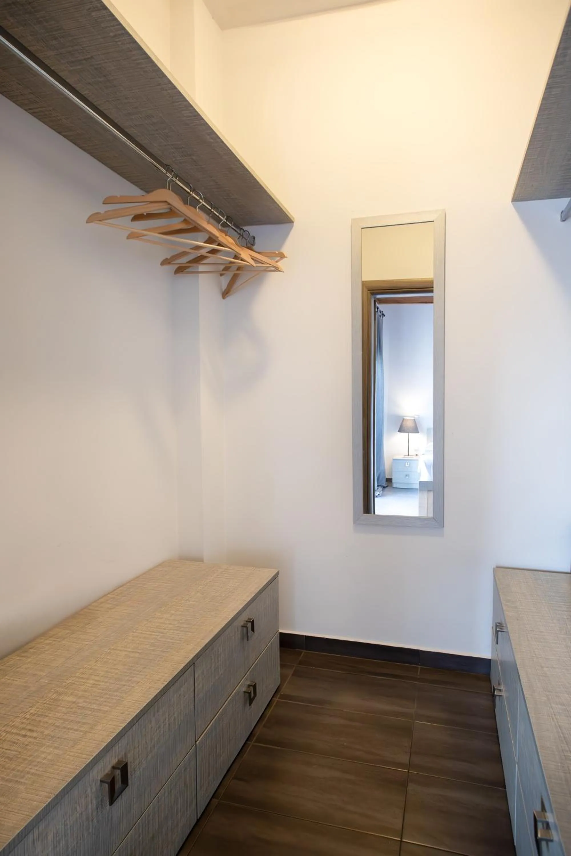 wardrobe, Bed in EllinFos Apartments