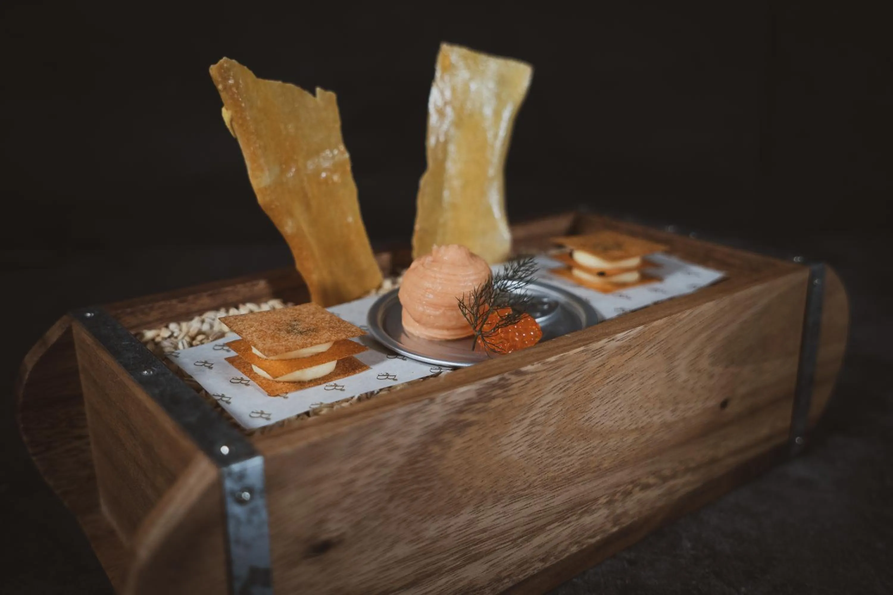 Restaurant/places to eat in Briery Wood Hotel