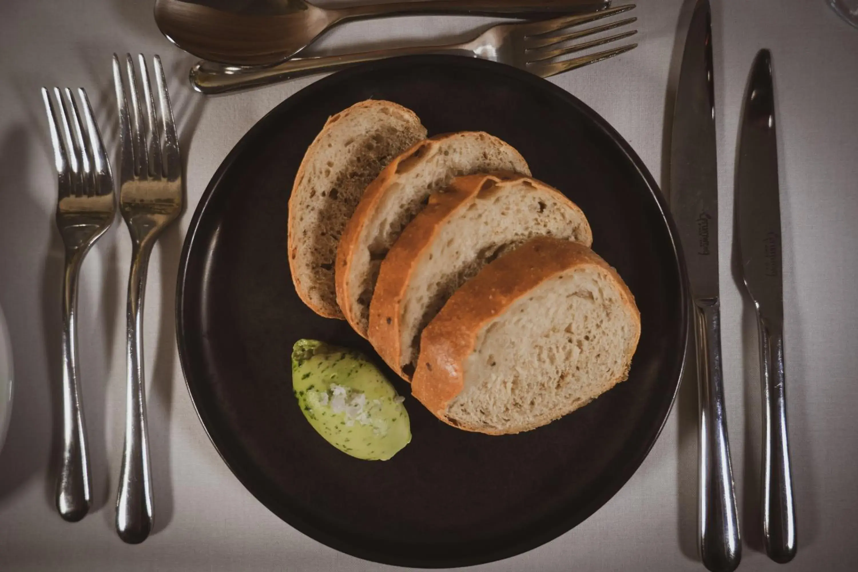 Restaurant/places to eat in Briery Wood Hotel Restaurant/places to eat in Briery Wood Hotel