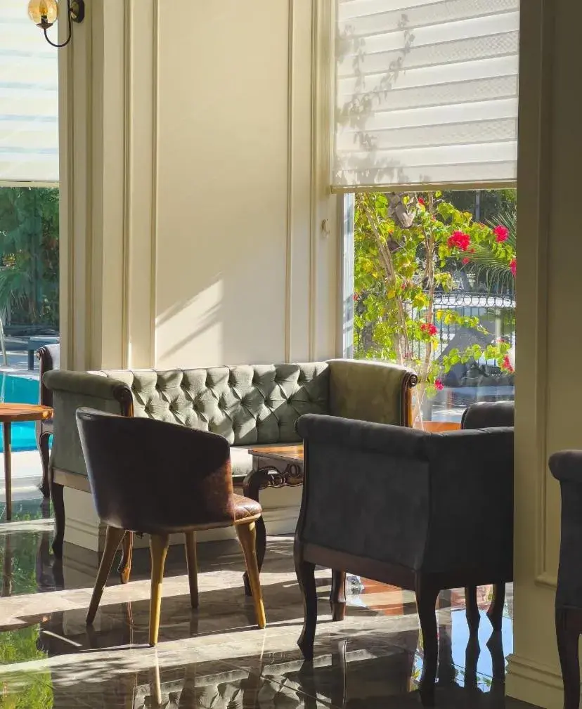 Living room in Aurasia Sea Side Hotel Living room in Aurasia Sea Side Hotel