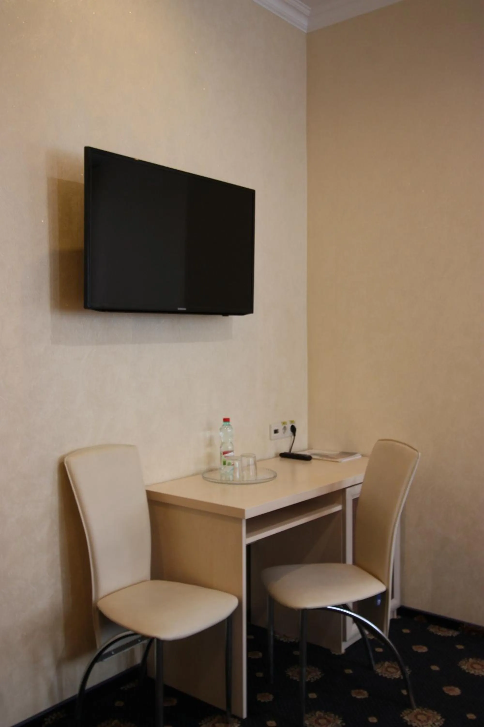 TV and multimedia in Gonchar Hotel