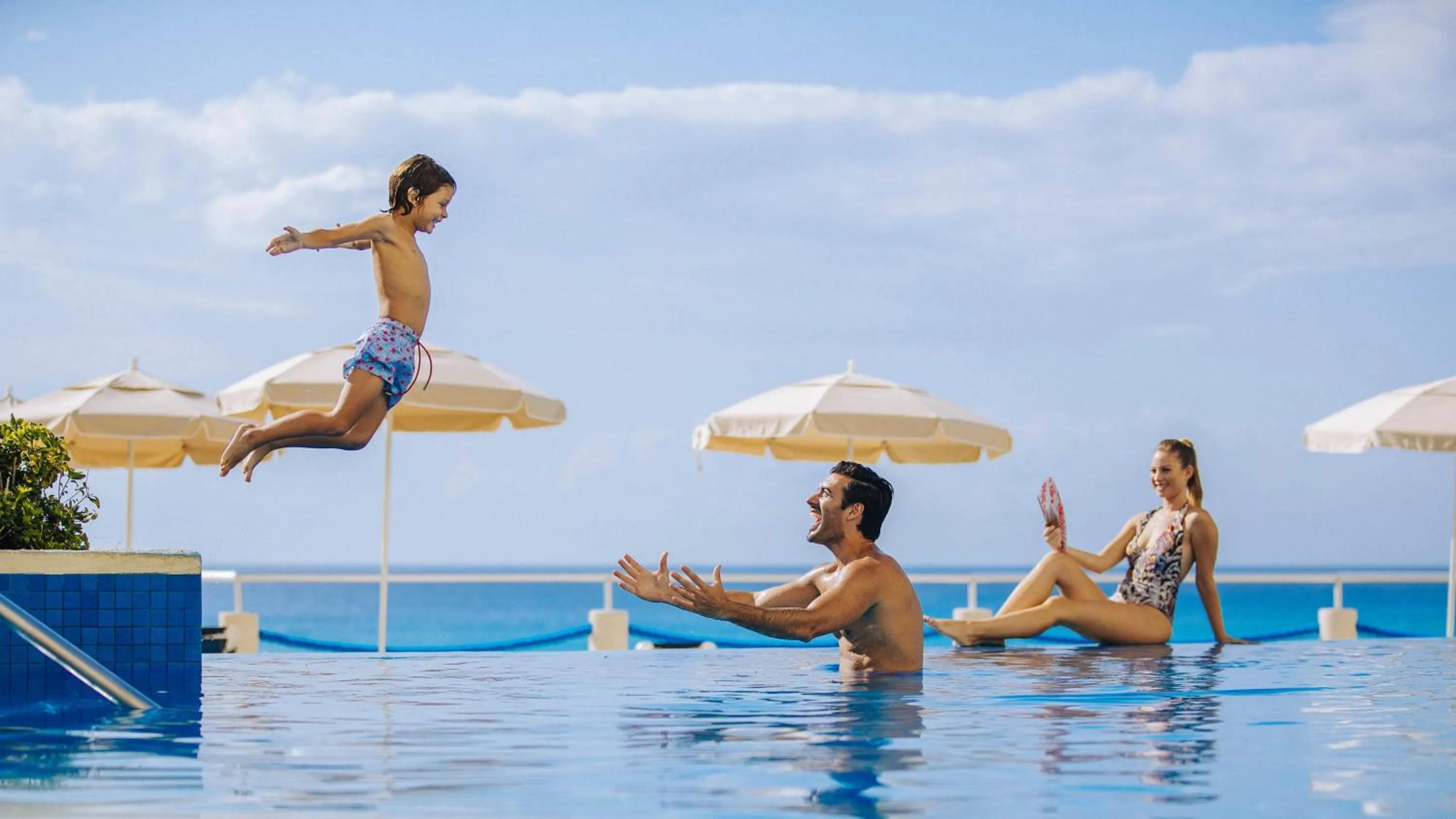 Pool view in Occidental Tucancún - All Inclusive