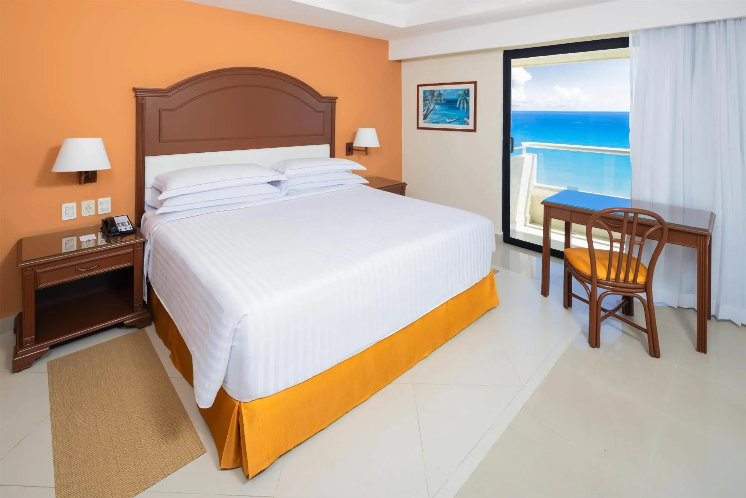Bedroom, Bed in Occidental Tucancún - All Inclusive Bedroom, Bed in Occidental Tucancún - All Inclusive