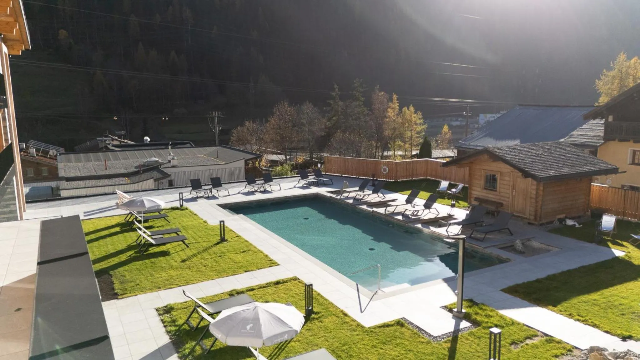 Swimming pool in Hotel Traube