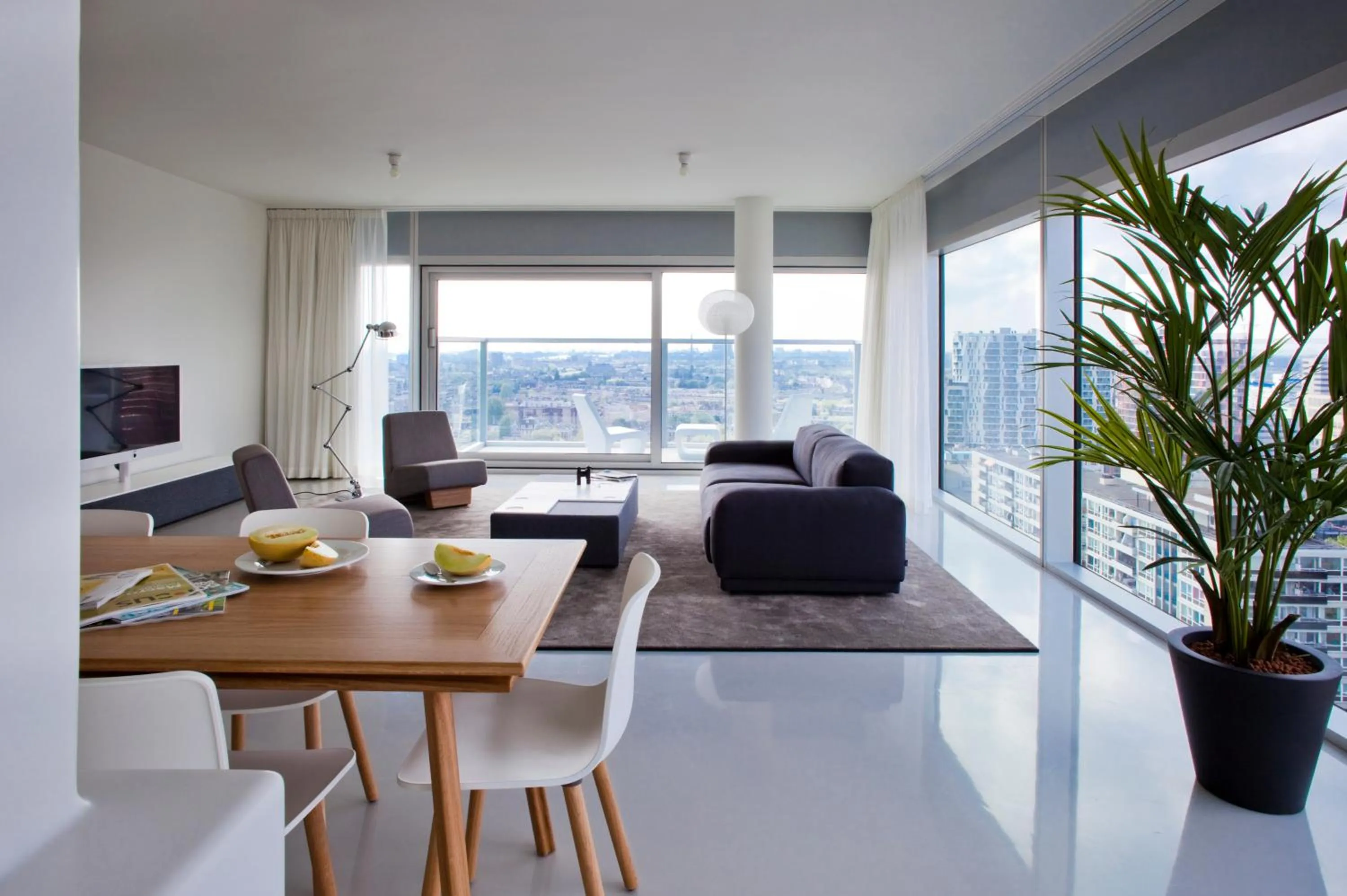 Photo of the whole room in Urban Residences Rotterdam