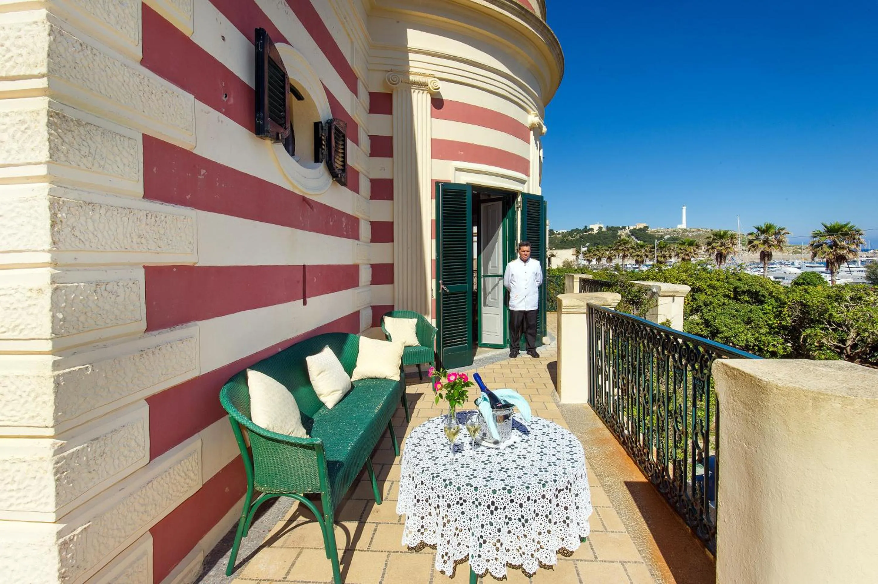 Property building in Villa La Meridiana - Caroli Hotels