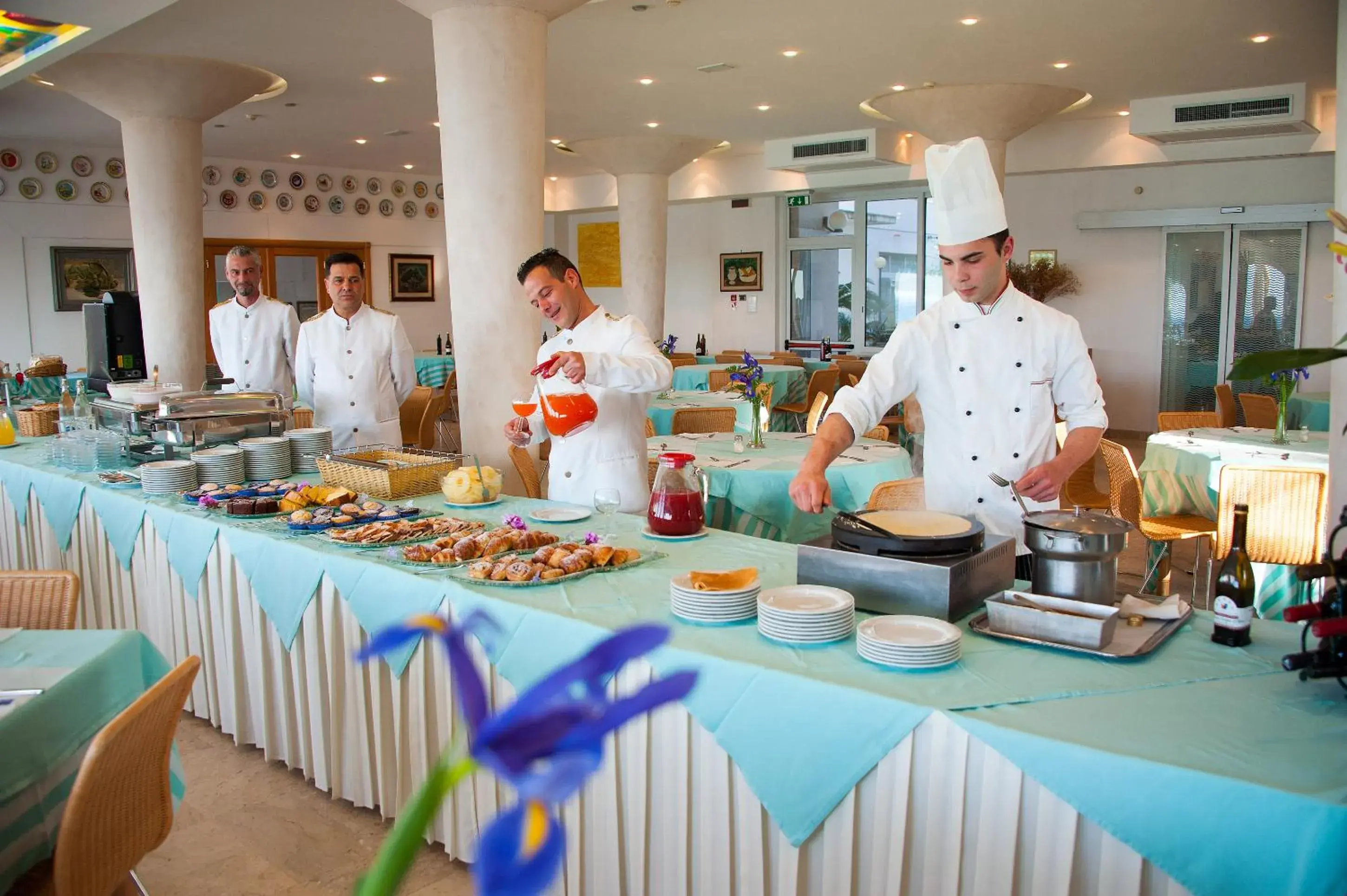 Food and drinks in Villa La Meridiana - Caroli Hotels Food and drinks in Villa La Meridiana - Caroli Hotels