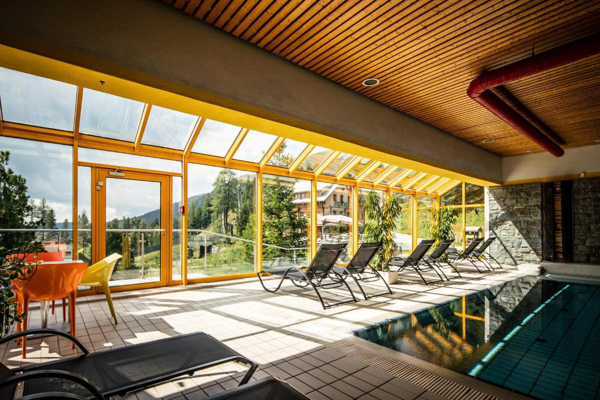 Swimming pool in Panorama Hotel Turracher Höhe