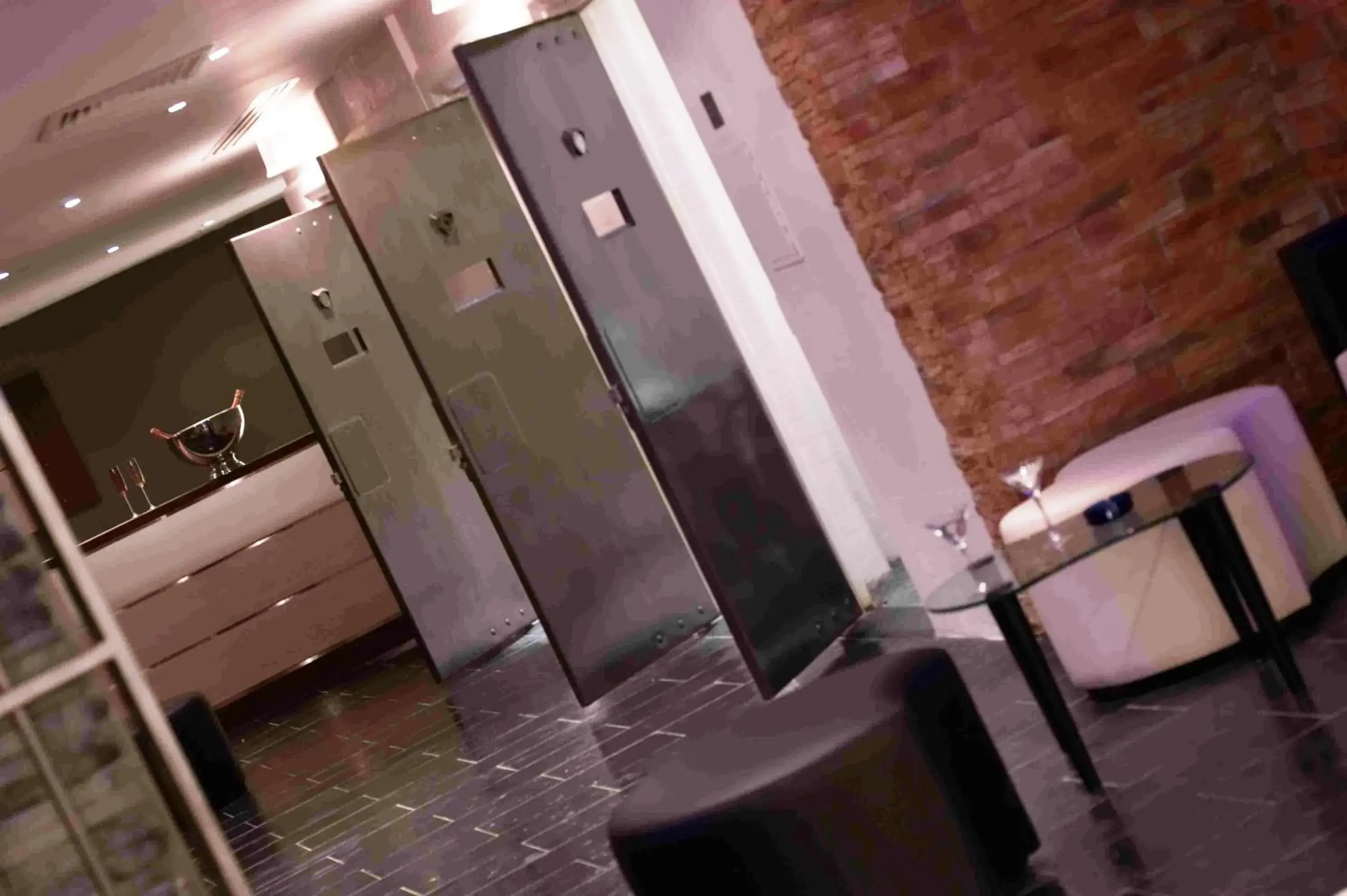 Lounge or bar in Courthouse Hotel London Lounge or bar in Courthouse Hotel London