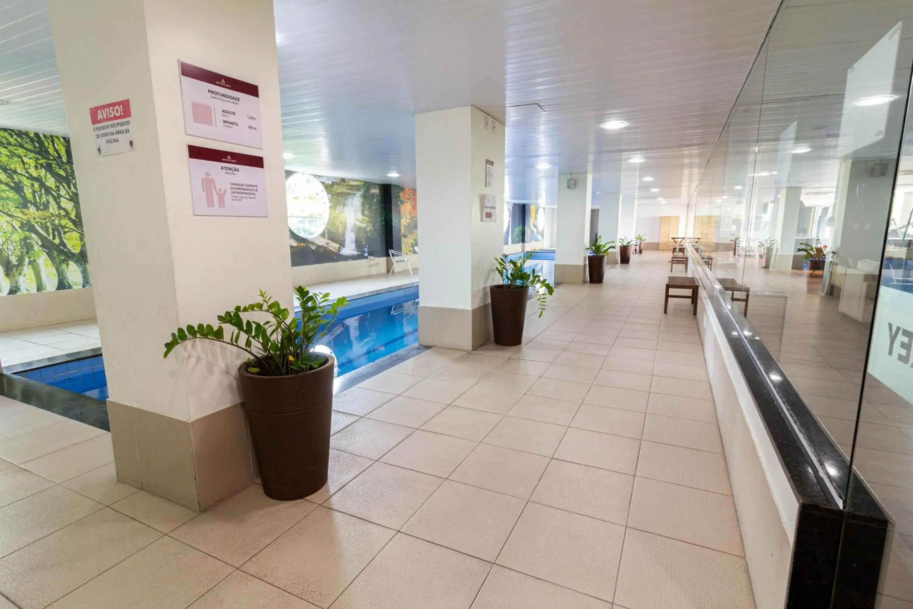 Pool view in Arrey Gran Hotel Pool view in Arrey Gran Hotel