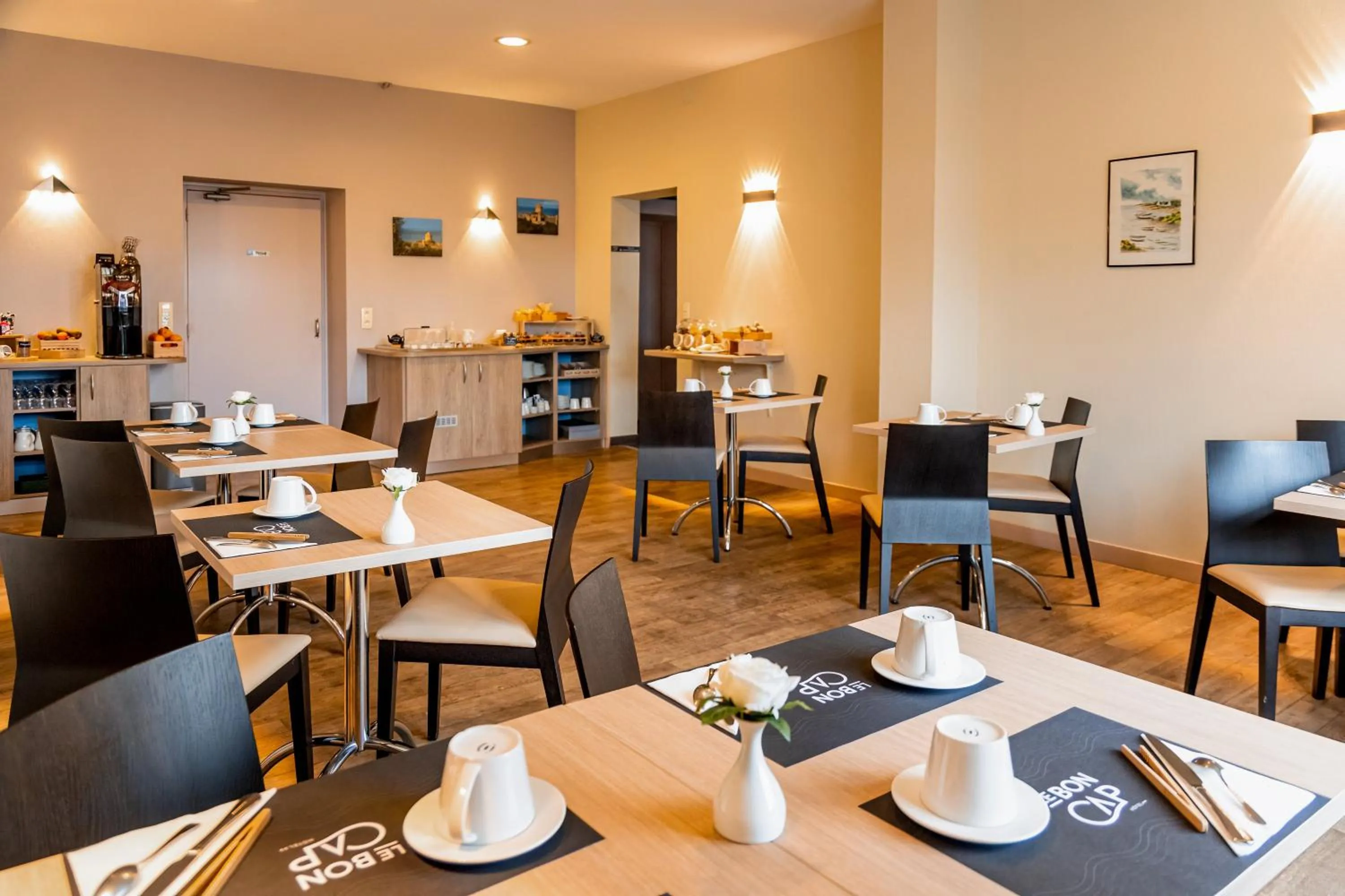 Breakfast in Le Bon Cap