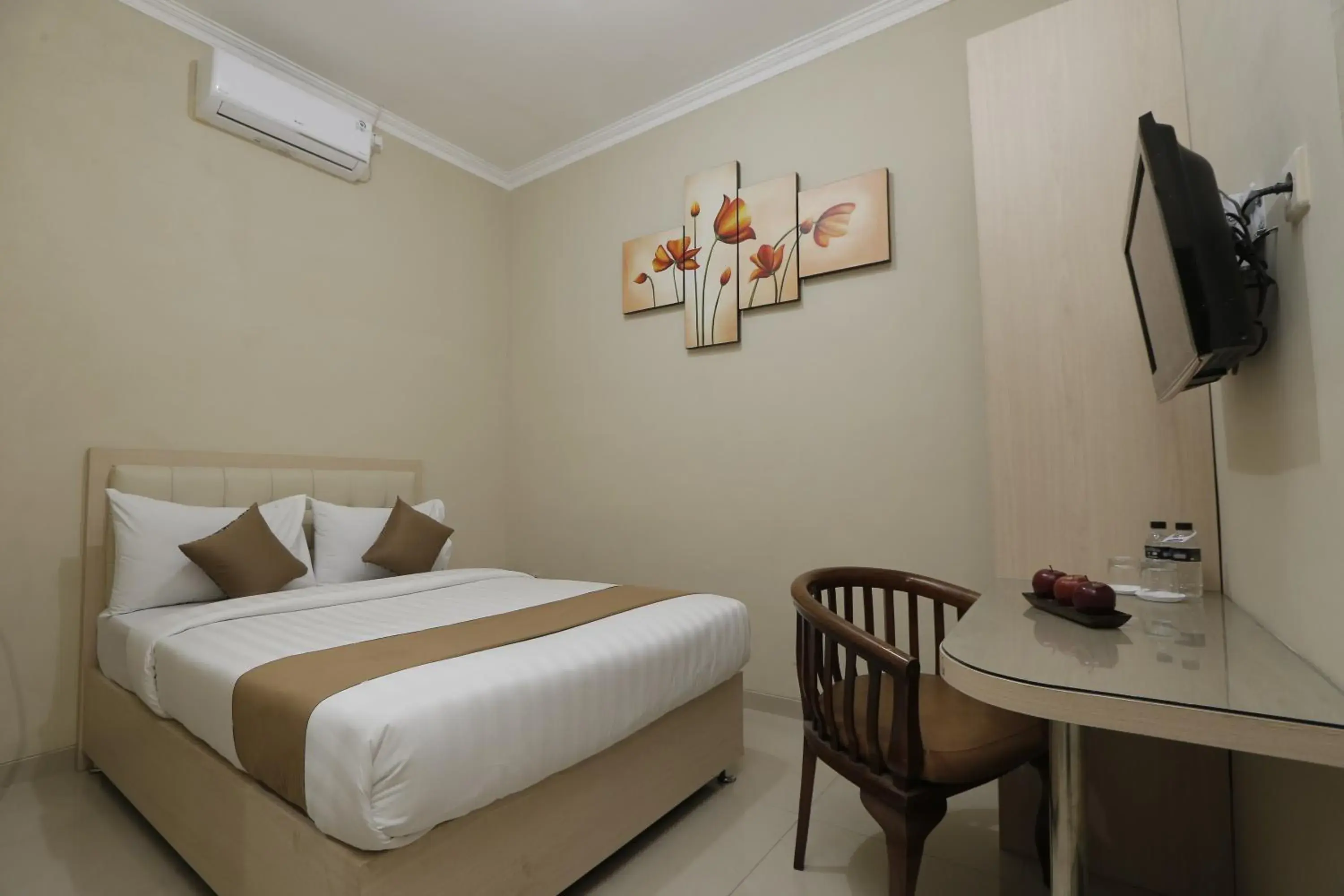 Bed in Hotel Atalie Malioboro by Natt's Hospitality