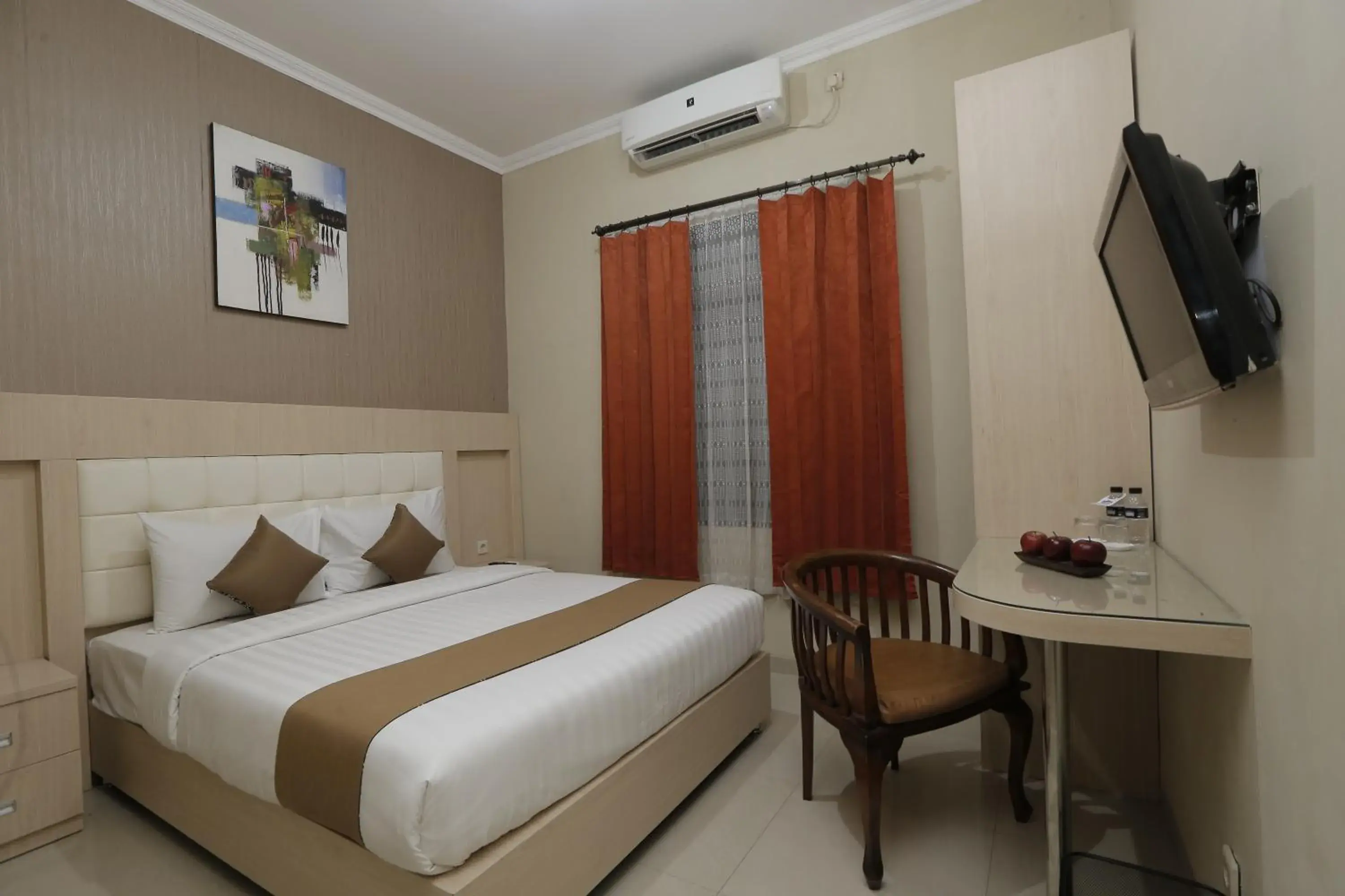 Bed in Hotel Atalie Malioboro by Natt's Hospitality