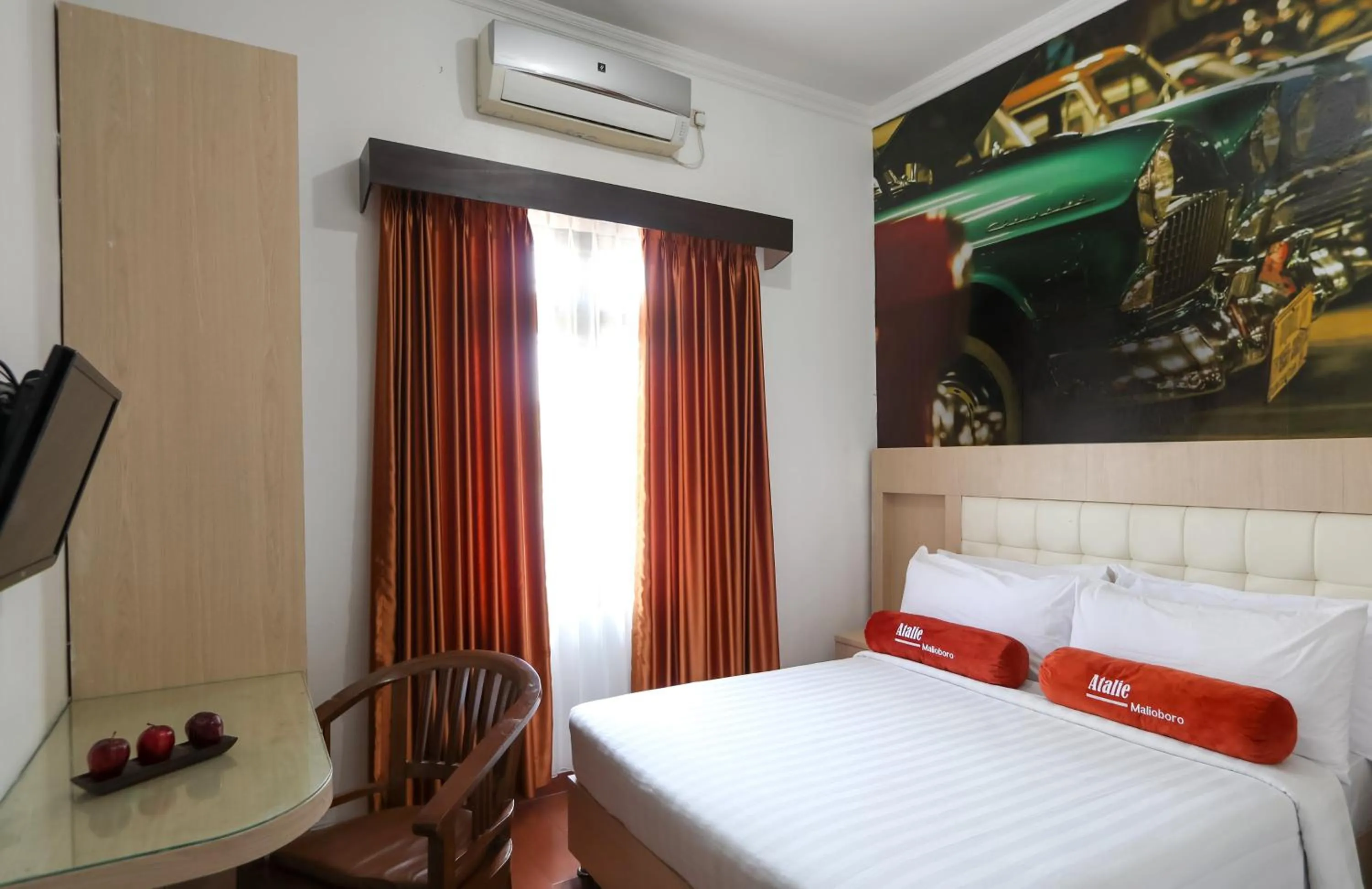 Bed in Hotel Atalie Malioboro by Natt's Hospitality