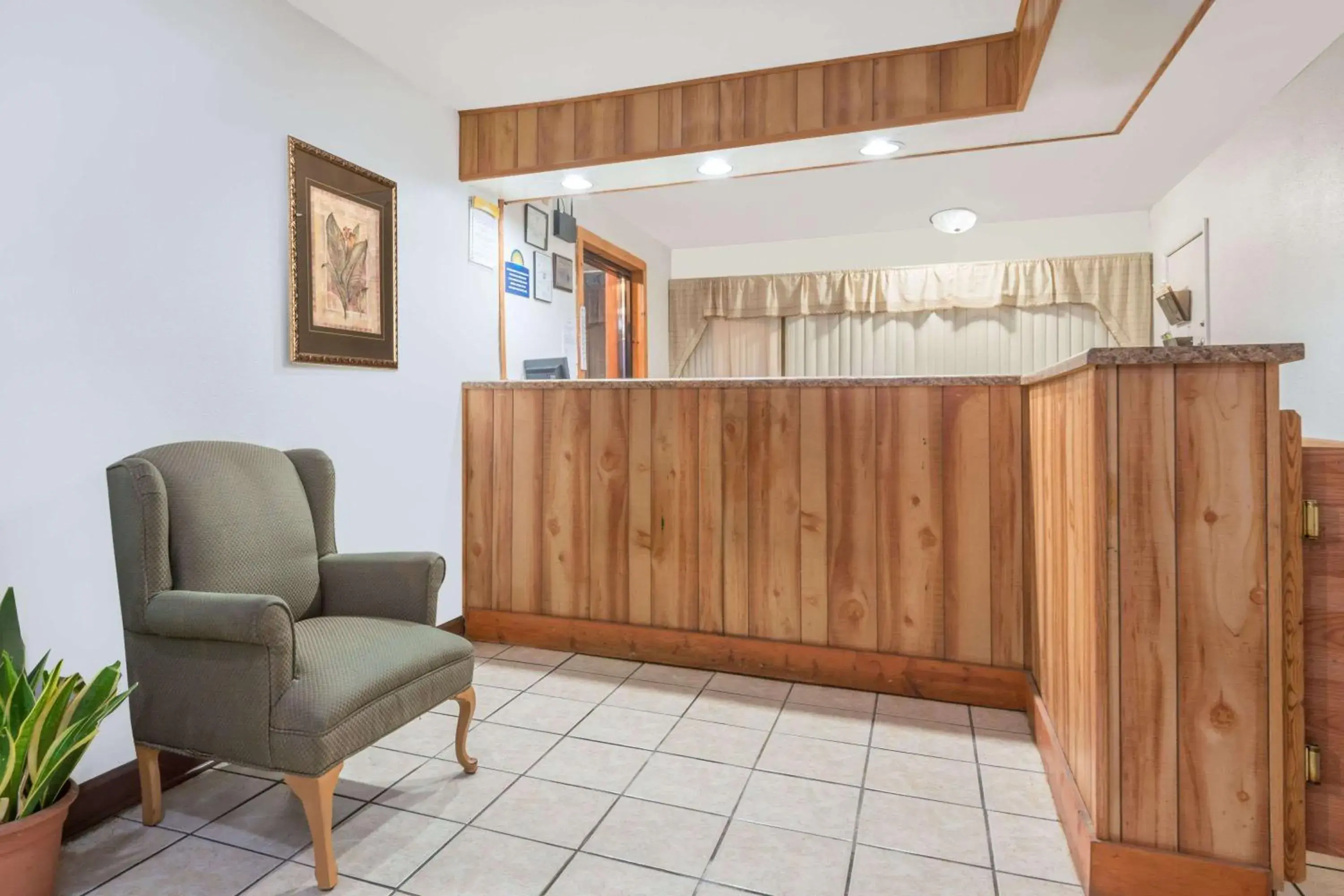 Lobby or reception in Days Inn by Wyndham Mt. Sterling Lobby or reception in Days Inn by Wyndham Mt. Sterling