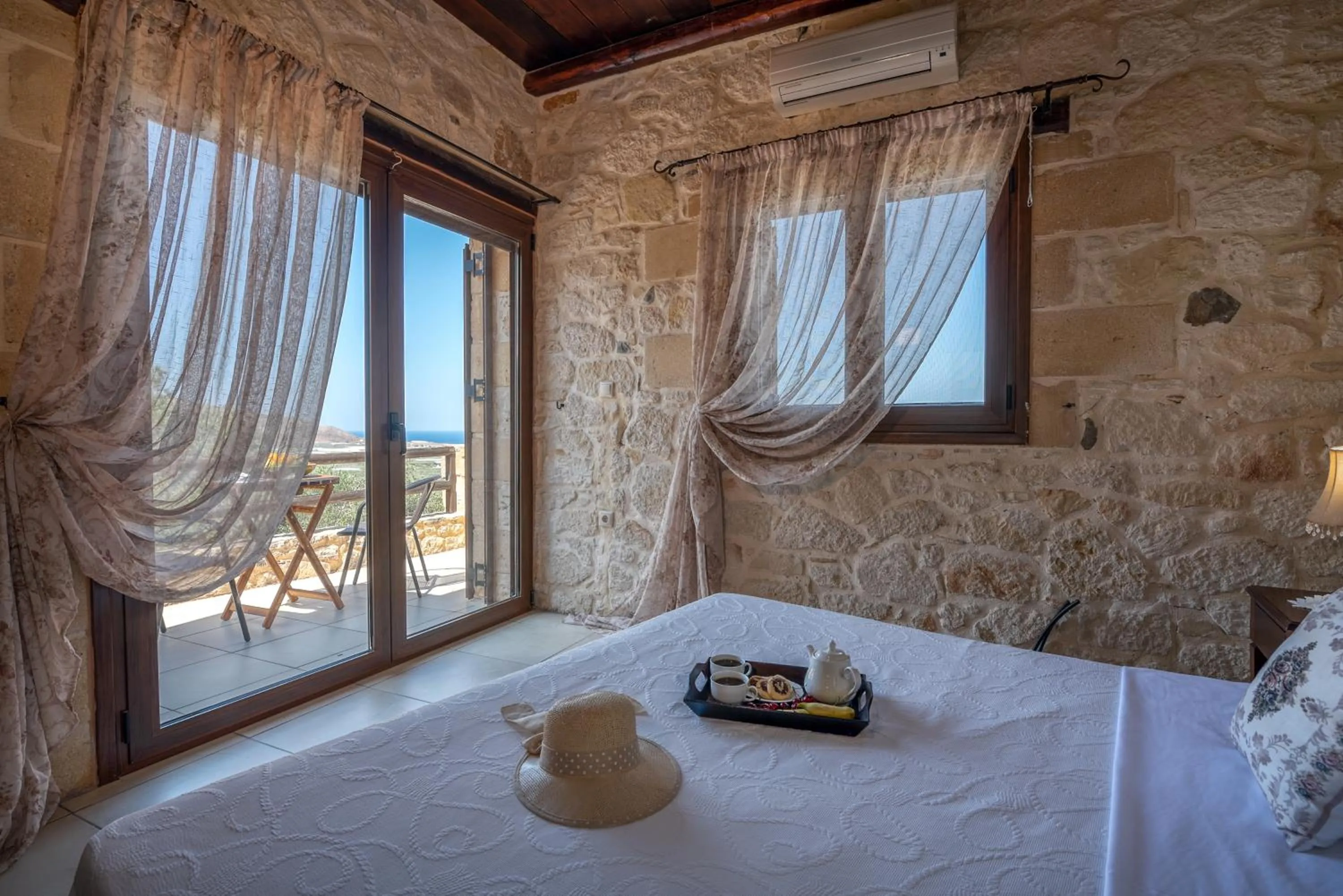 Photo of the whole room in The Stonemade Houses