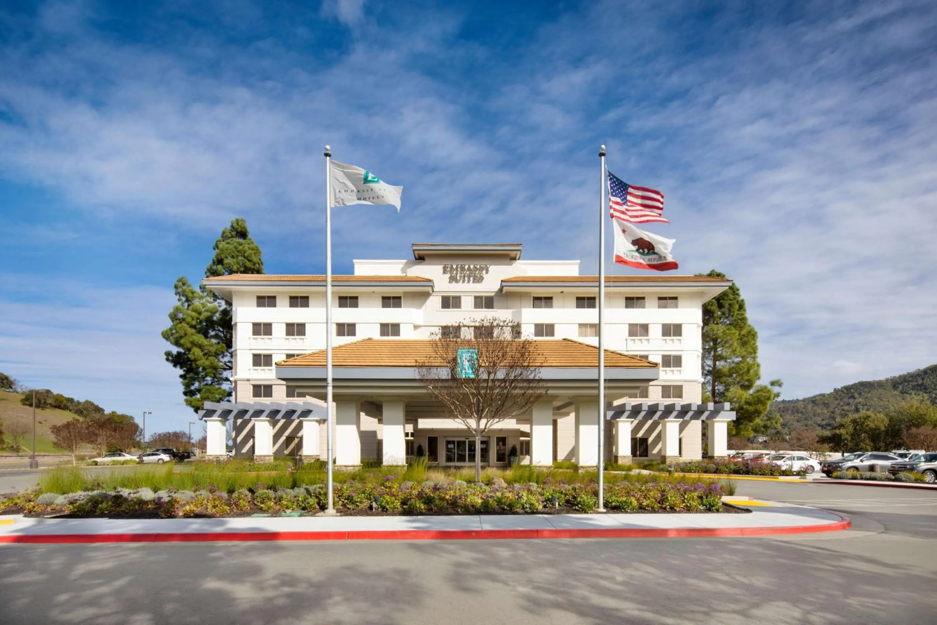 Property building in Embassy Suites by Hilton San Rafael Marin County