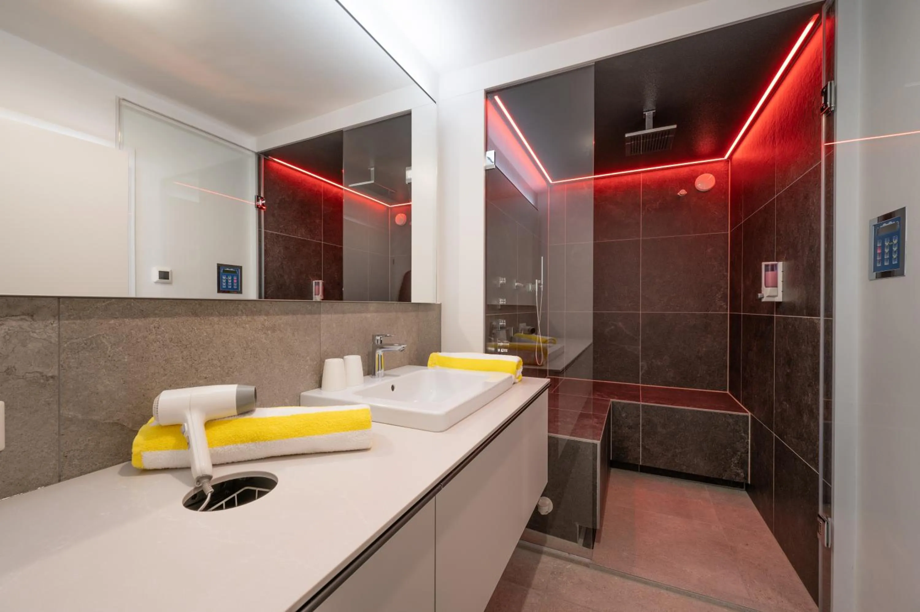 Spa and wellness centre/facilities in Appartements zur Sonne