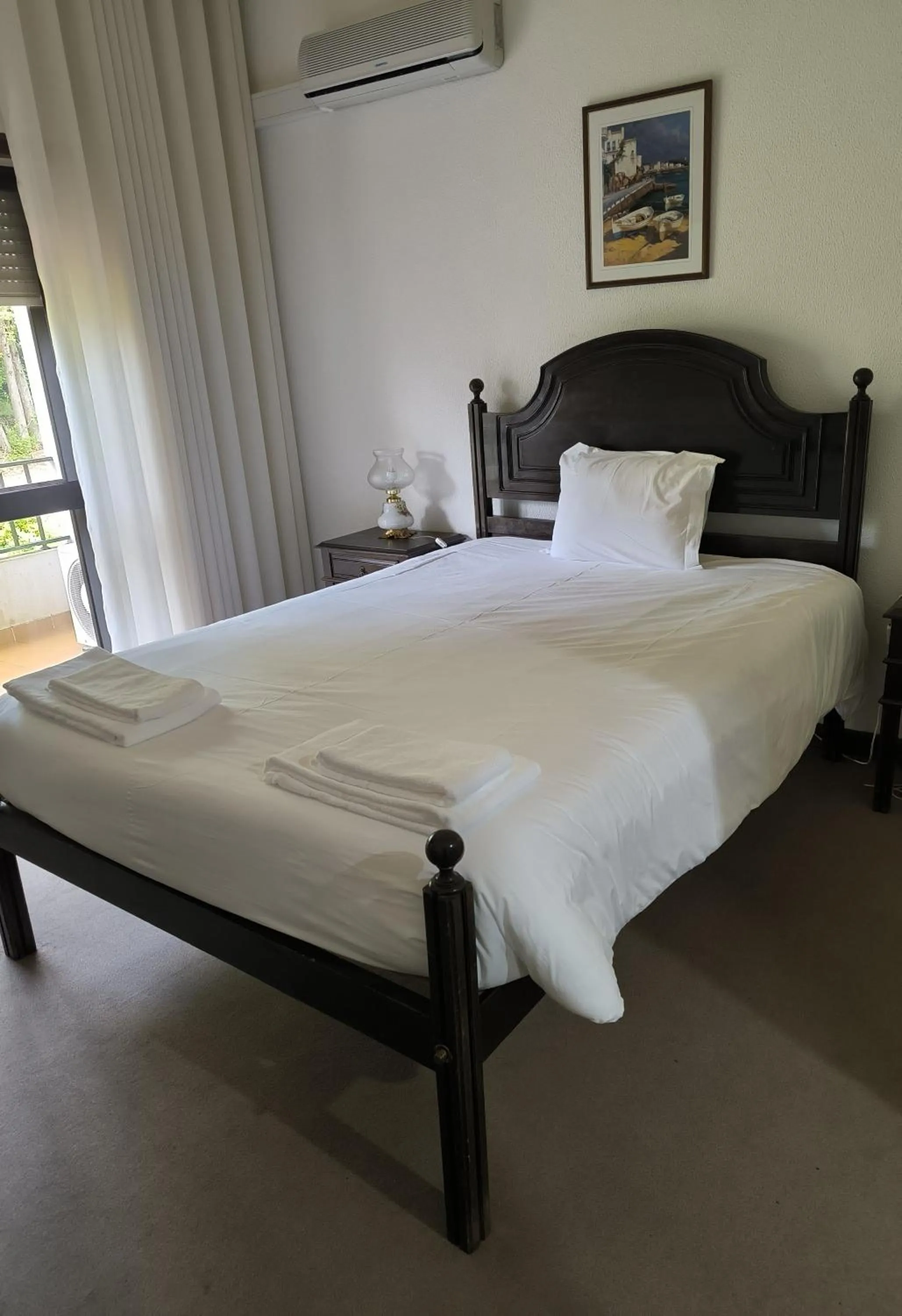 Bed in Lavanda Hotel Mira Serra